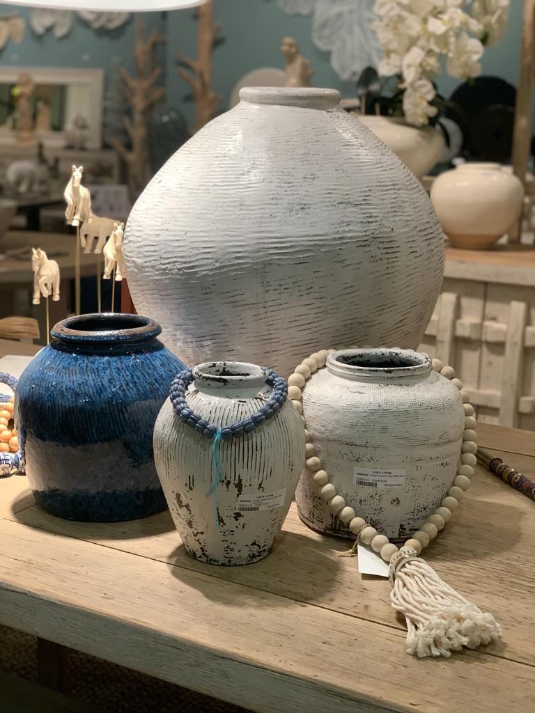Vintage Small Pot with White Paint (size vary)