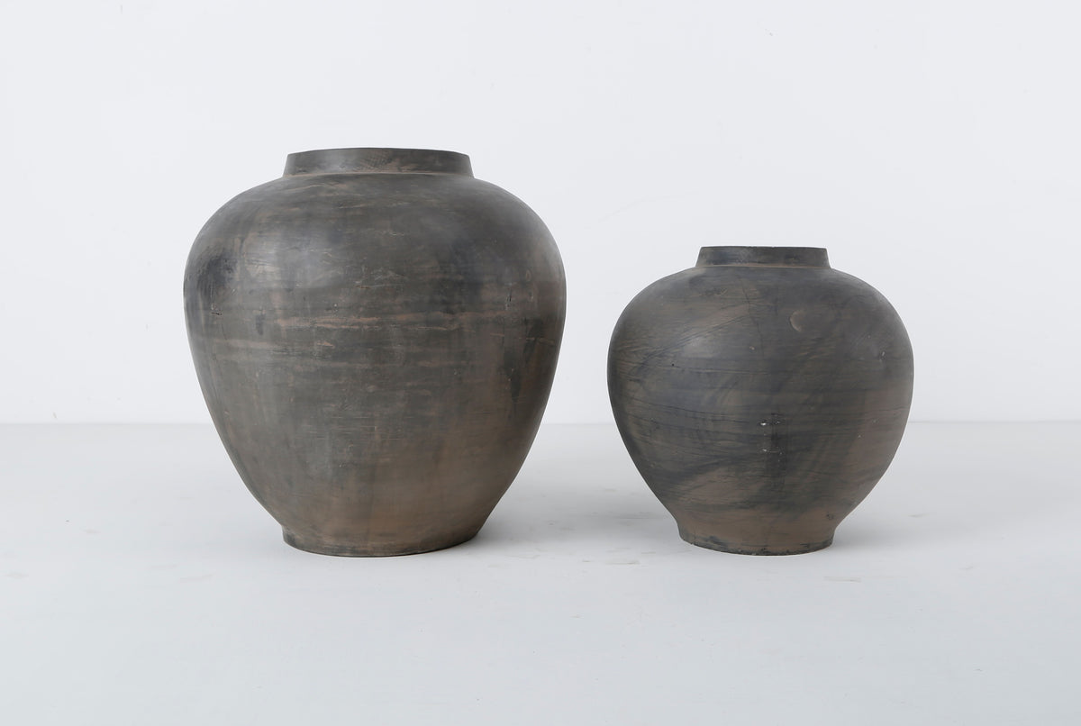 10" Earthy Gray Pottery Pot Apple-Shape Small