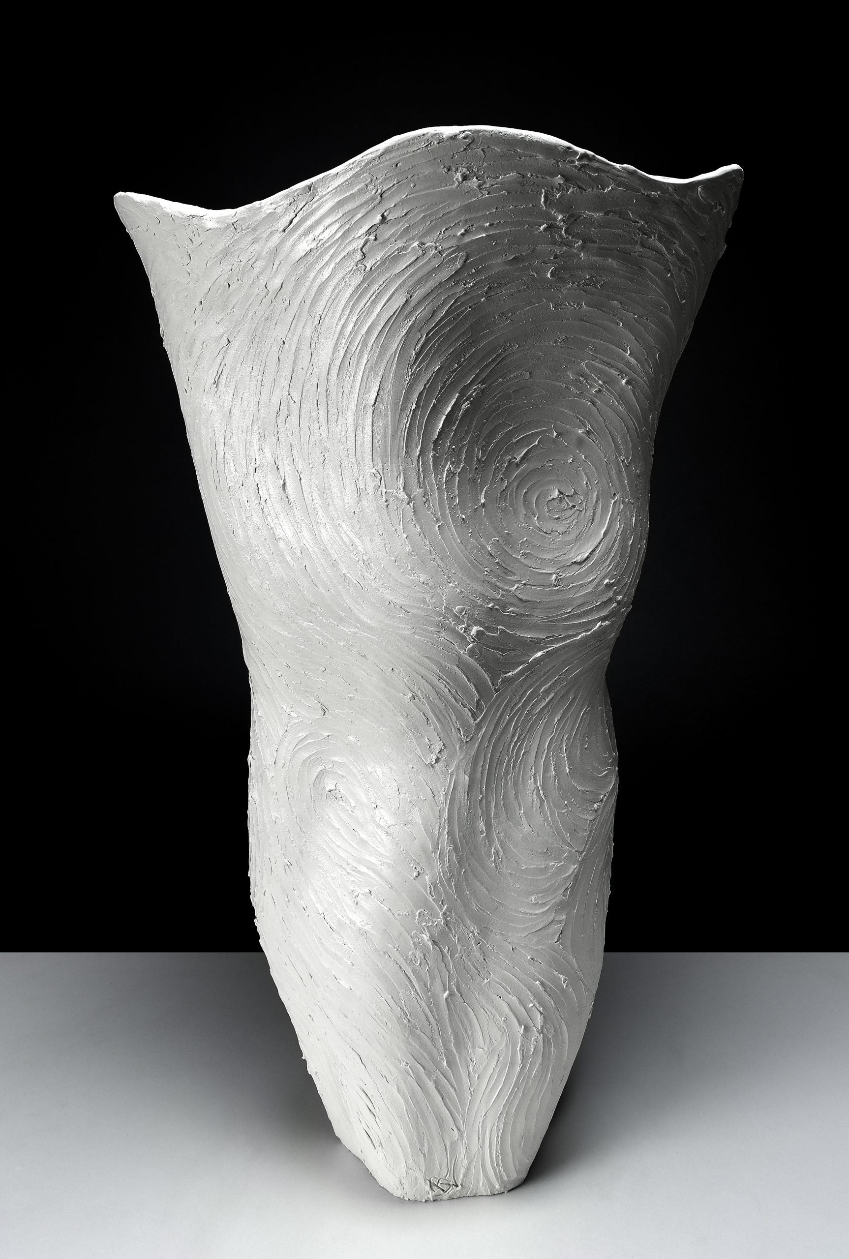 Textured Currents in White - No 120 image 1