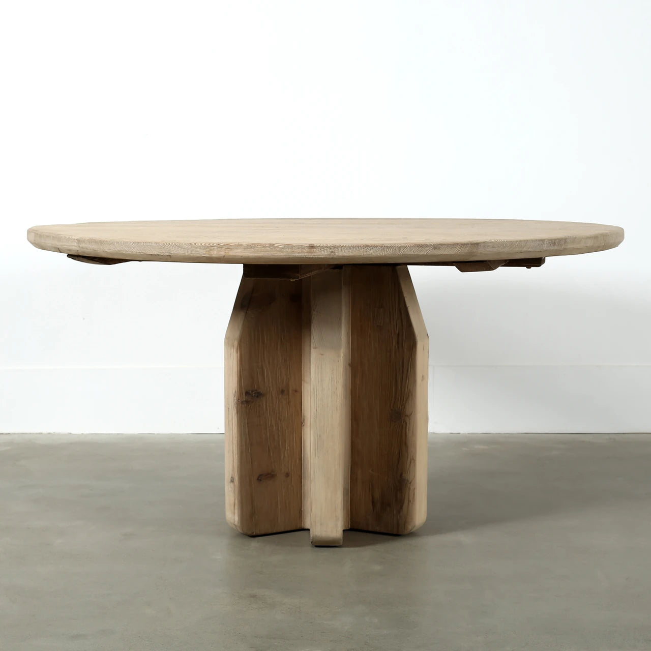 Lucca Round Dining Table | Weathered Natural Pinewood