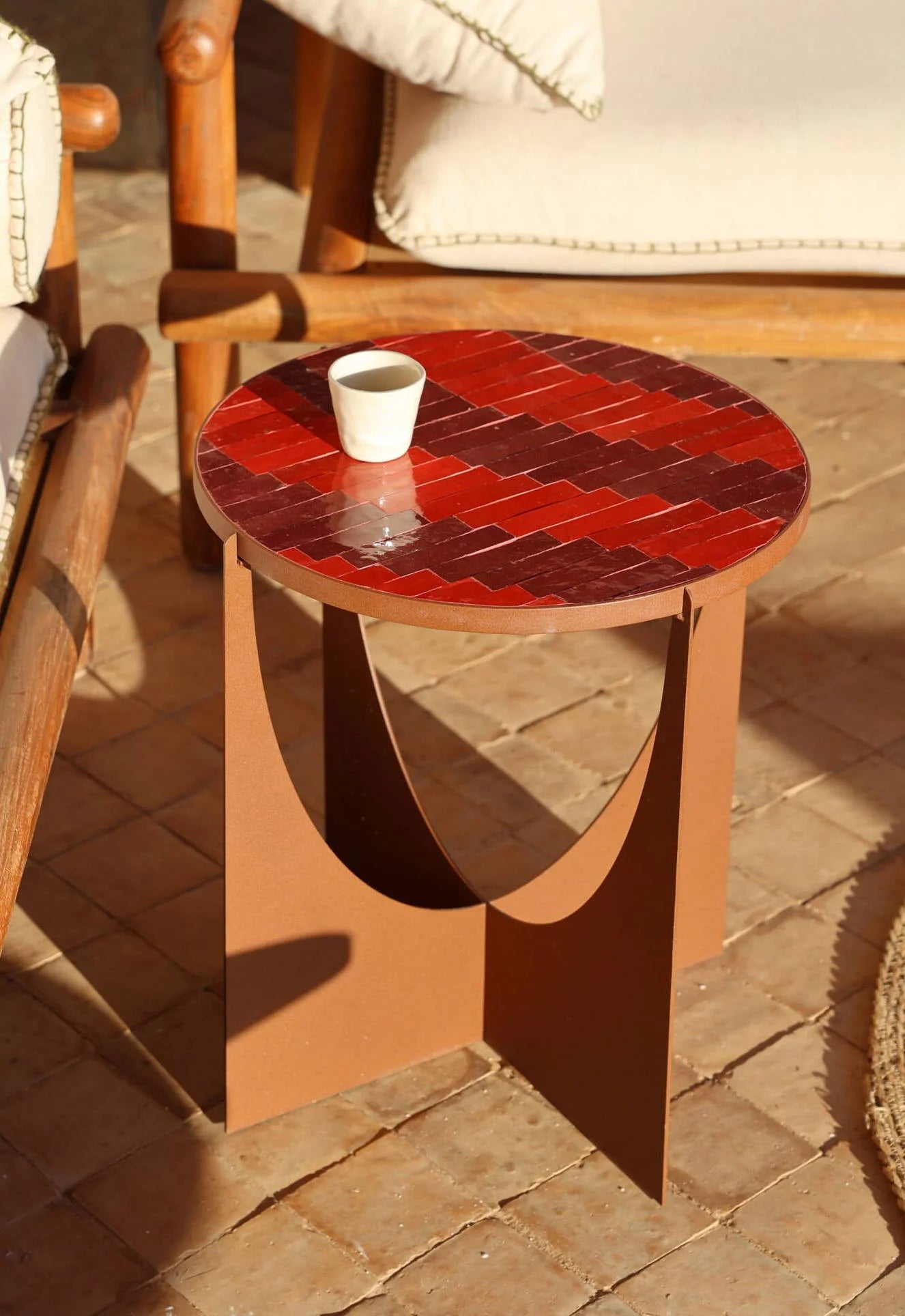 X Table image 1