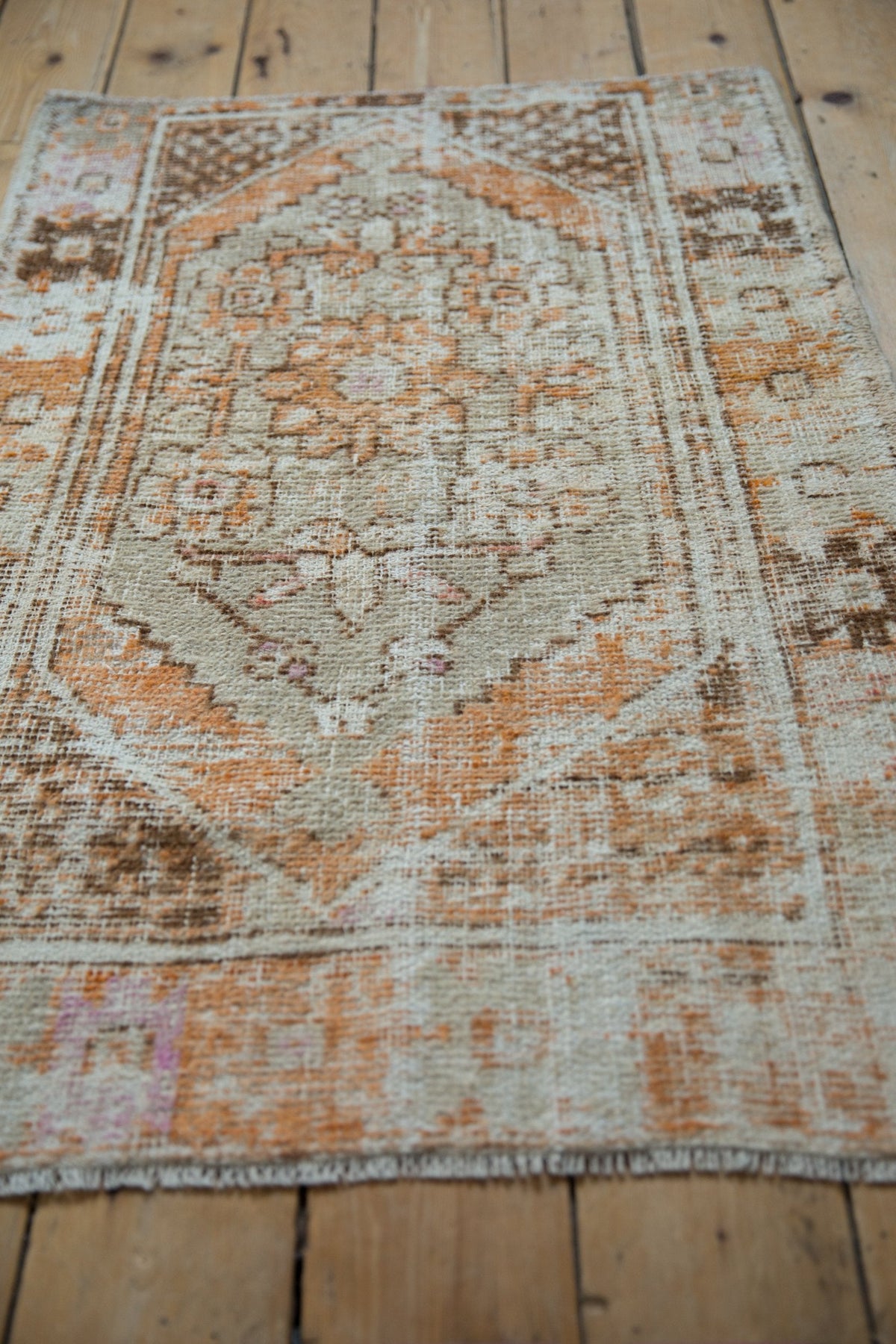 2.5x4 Vintage Distressed Oushak Rug