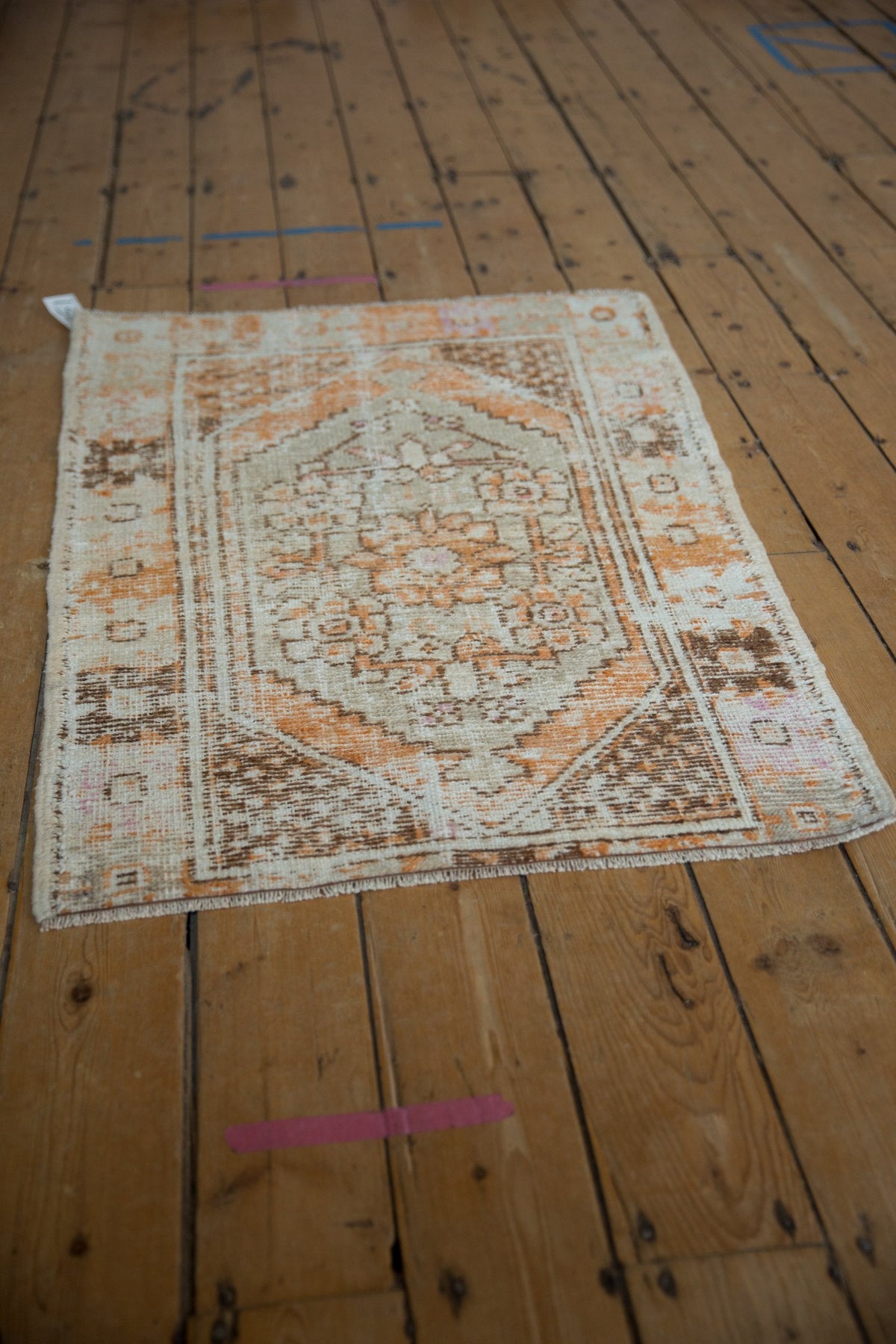 2.5x4 Vintage Distressed Oushak Rug