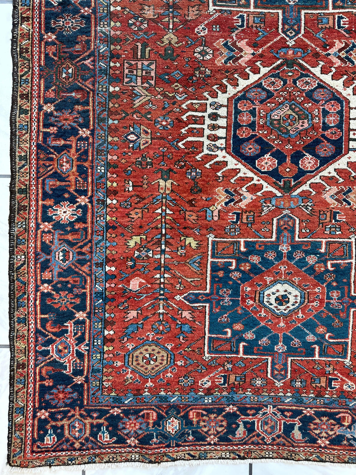 Antique Persian Heriz Rug 5x6 | Rust, Navy & Ivory | Hand-Knotted Wool - Rugistan, view 16