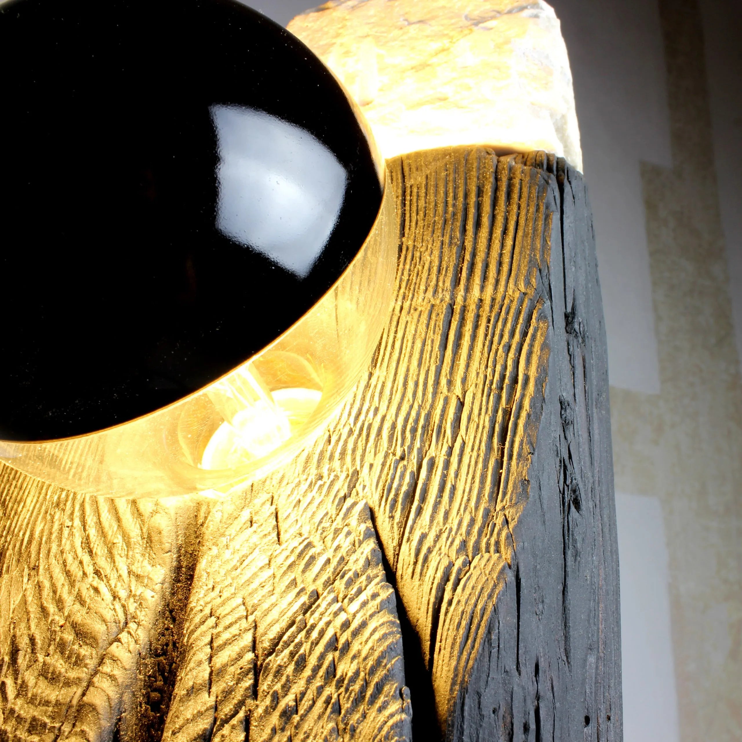Totem Floor Lamp image 3