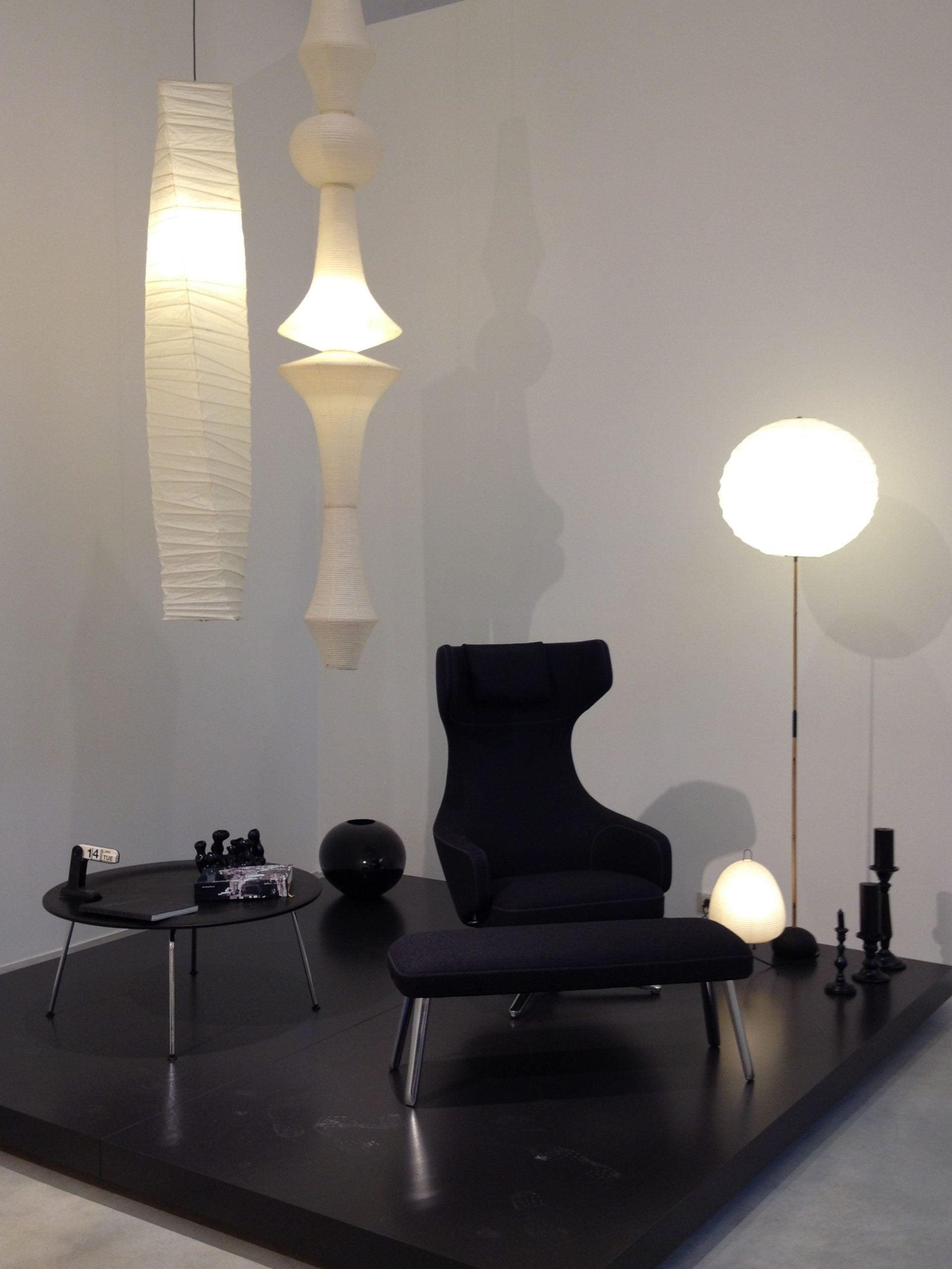 Akari E Pendant Light 12.2"