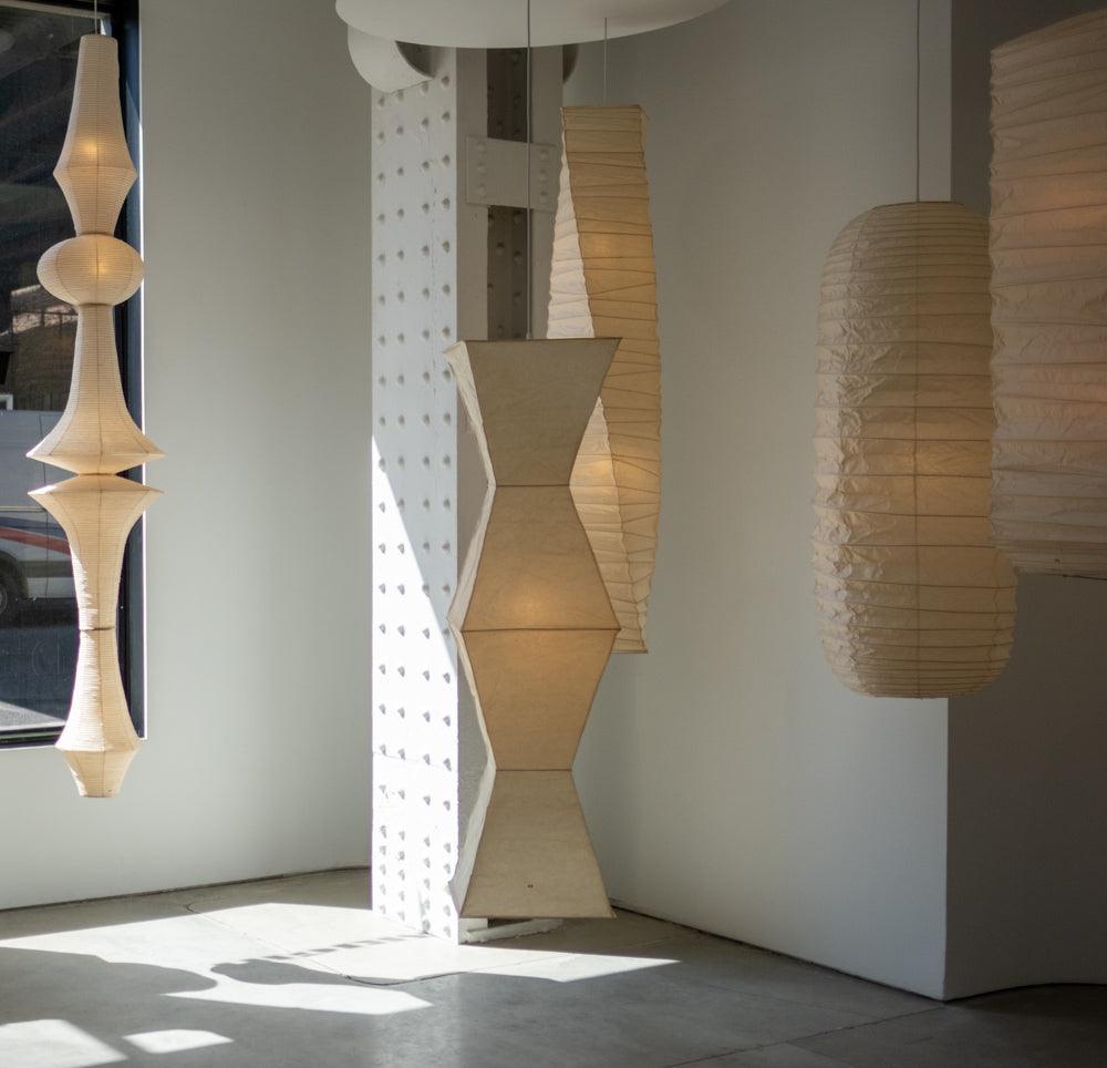 Akari E Pendant Light 12.2"