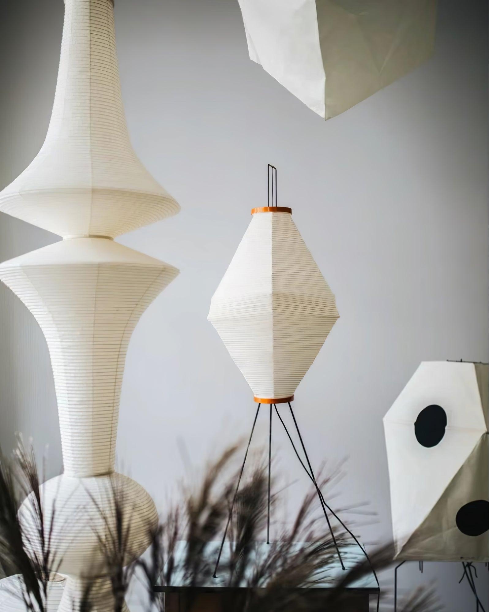 Akari E Pendant Light 12.2"