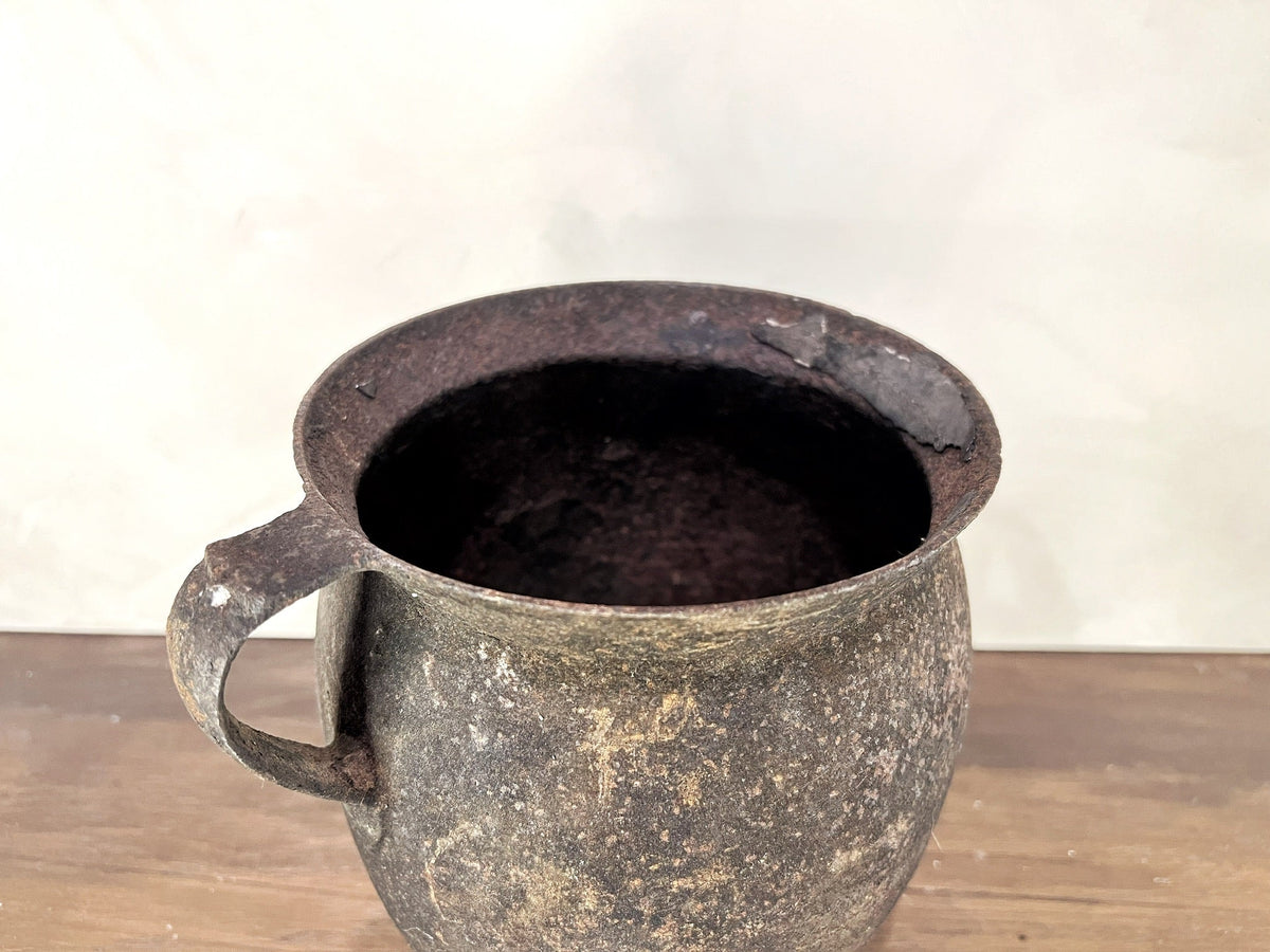 Artem Iron Pot - Source by Studio Skara, view 12