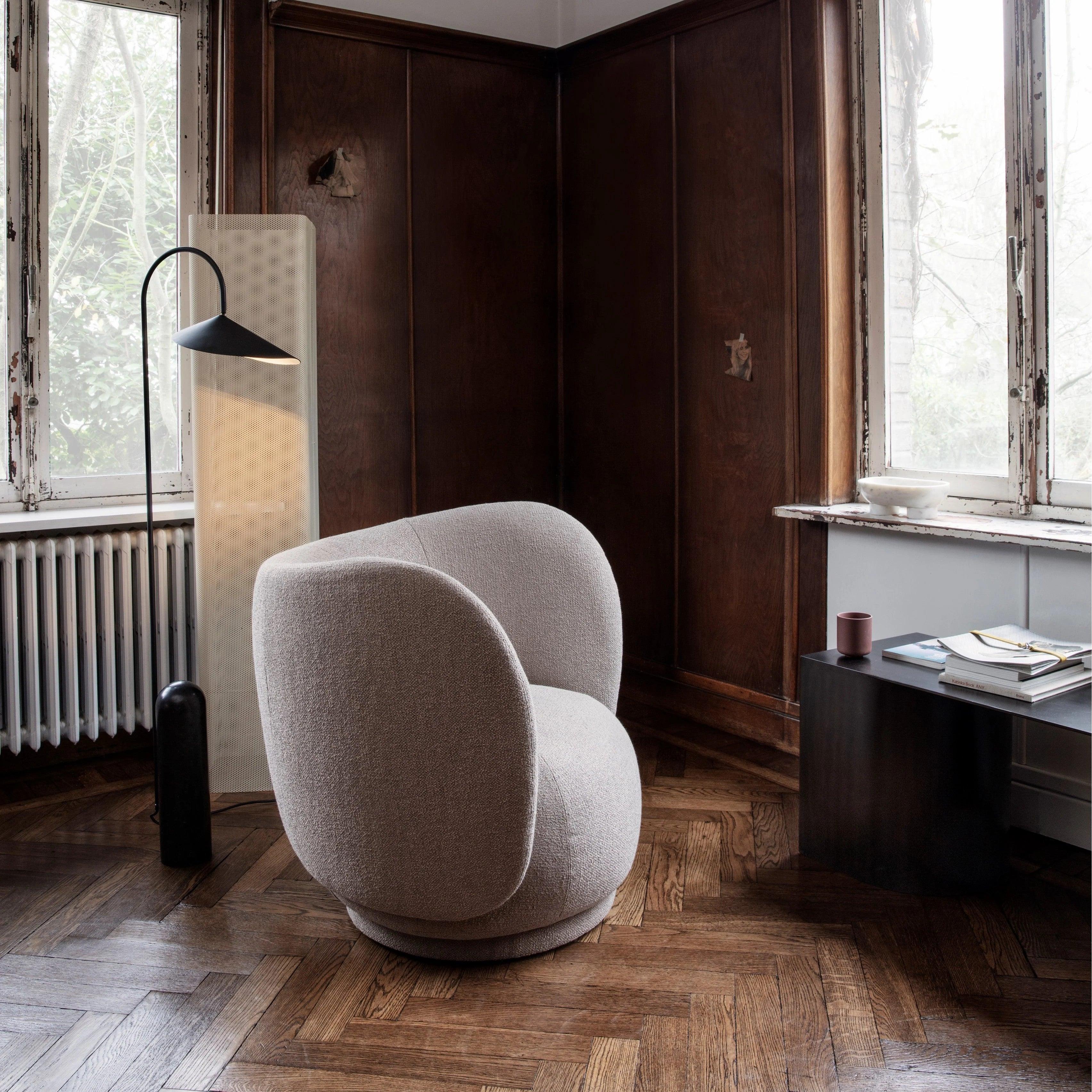 Sway Floor Lamp