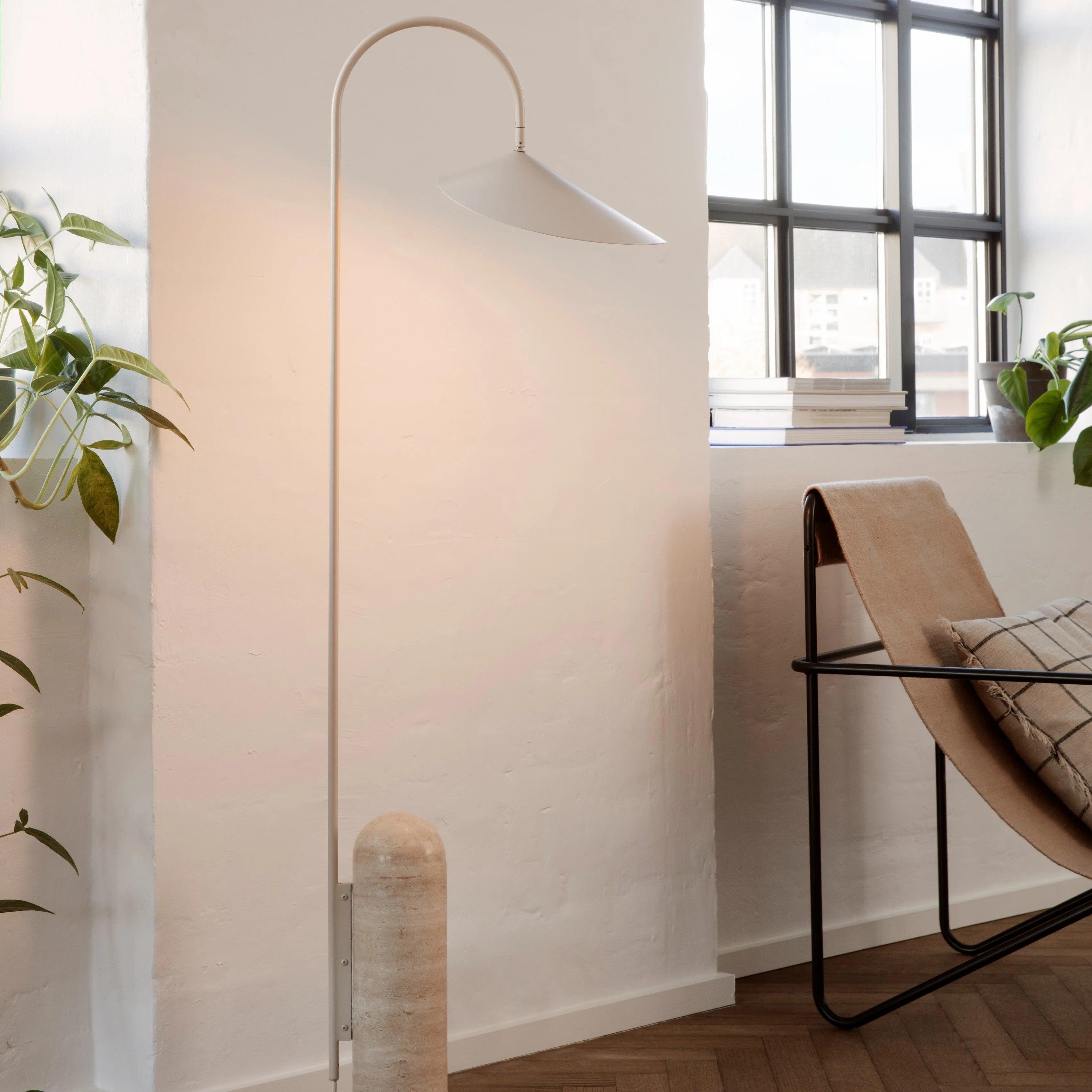 Sway Floor Lamp