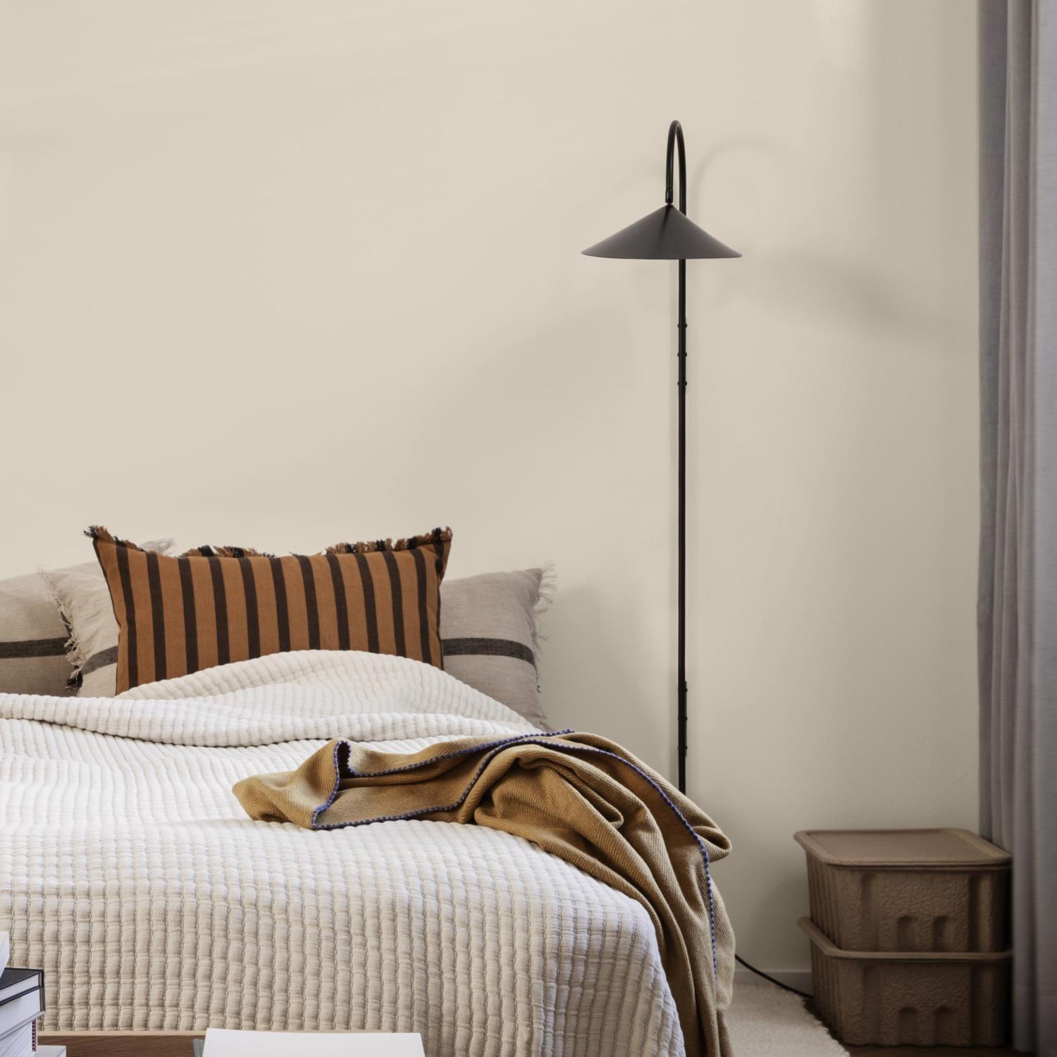 Sway Wall Lamp