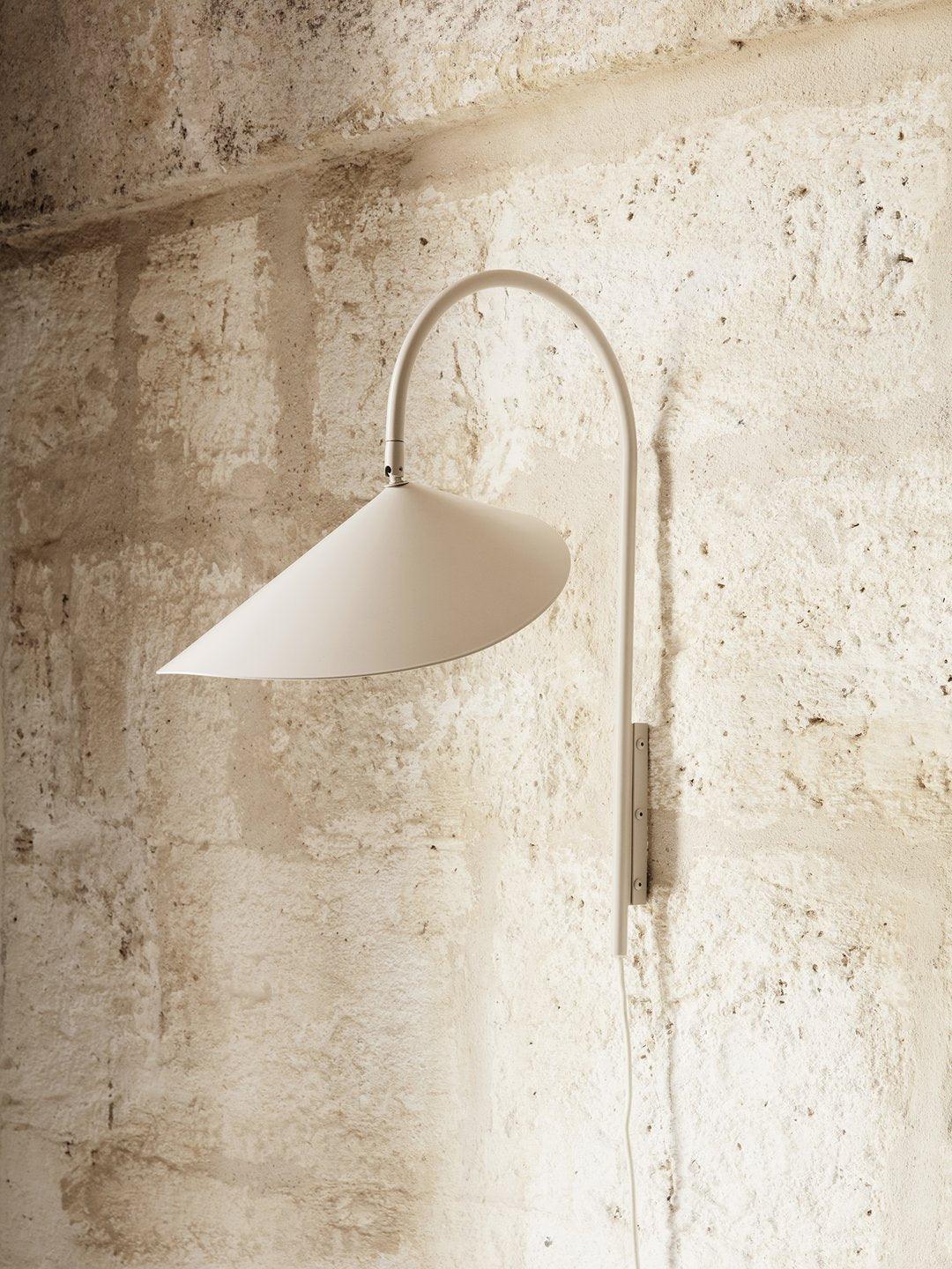 Sway Wall Lamp