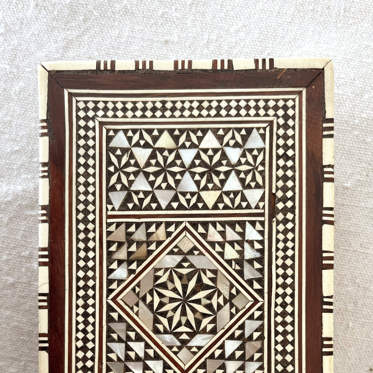 Vintage Box with Inlay - Source by Studio Skara, view 3