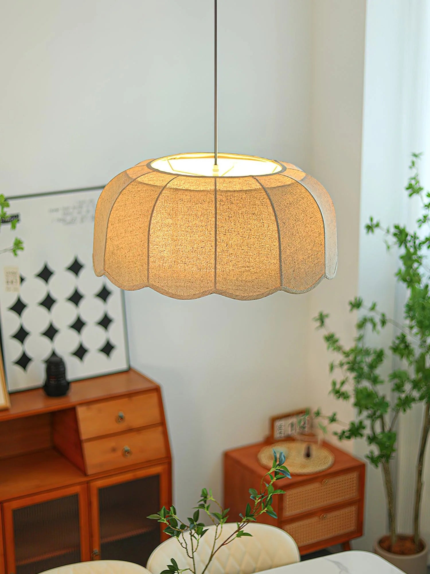 Banana Leaf Pendant Lamp