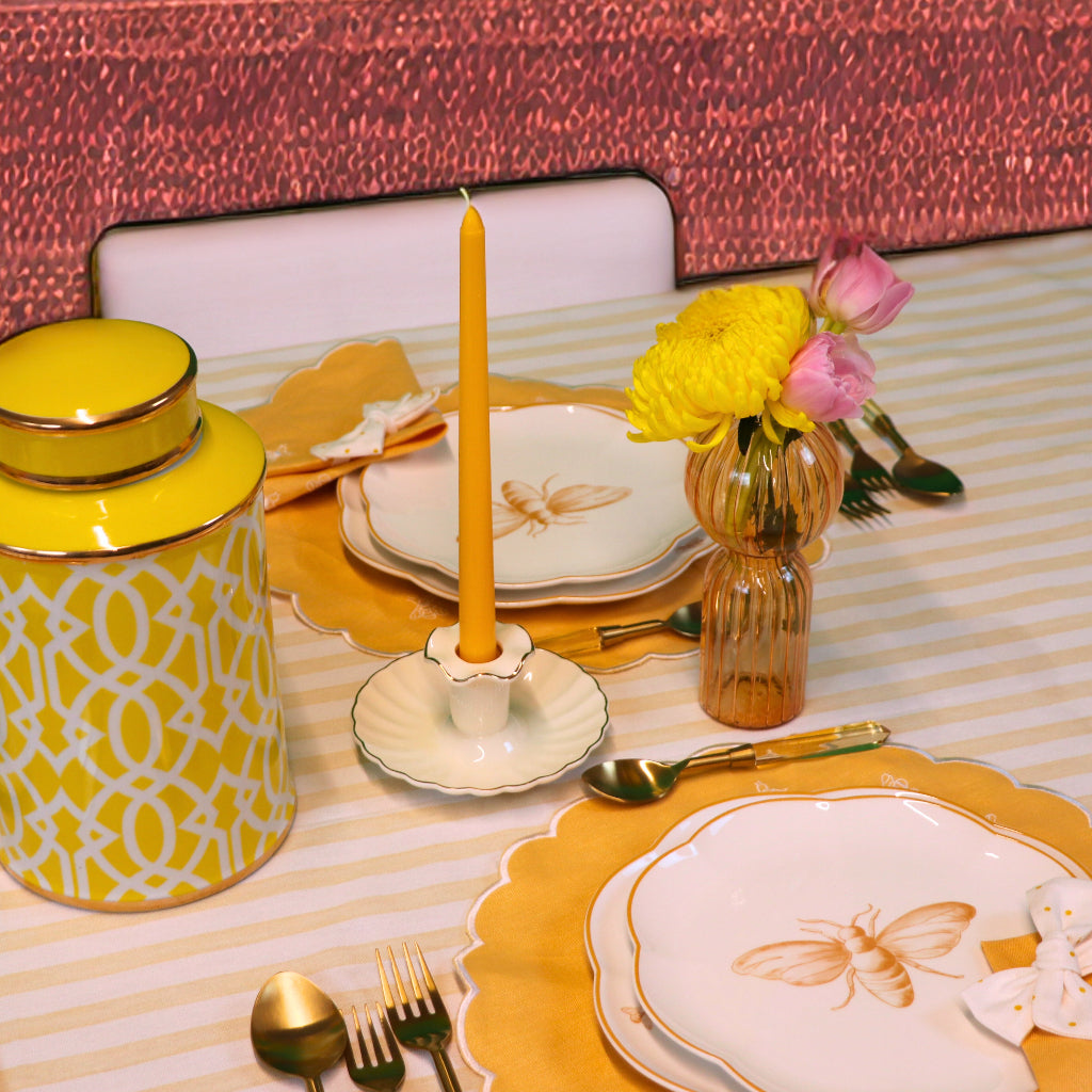 Bumble Homecoming Scalloped Starter Plate - Set of 4 (+1 Bonus Plate)