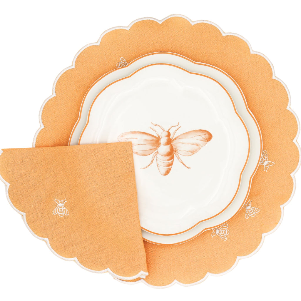 Bumble Voyage Scalloped Dinner Plate - Set of 4 (+1 Bonus Plate)