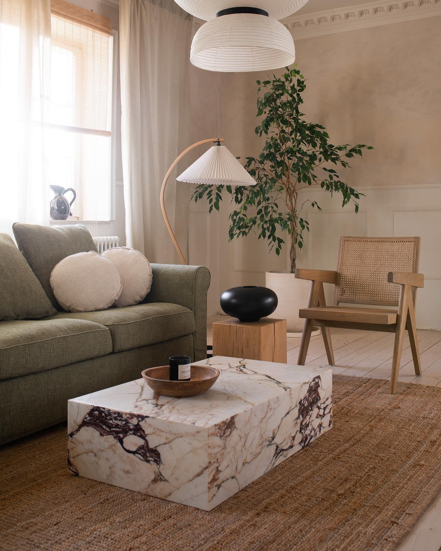 Caprani Floor Lamp 28.4"