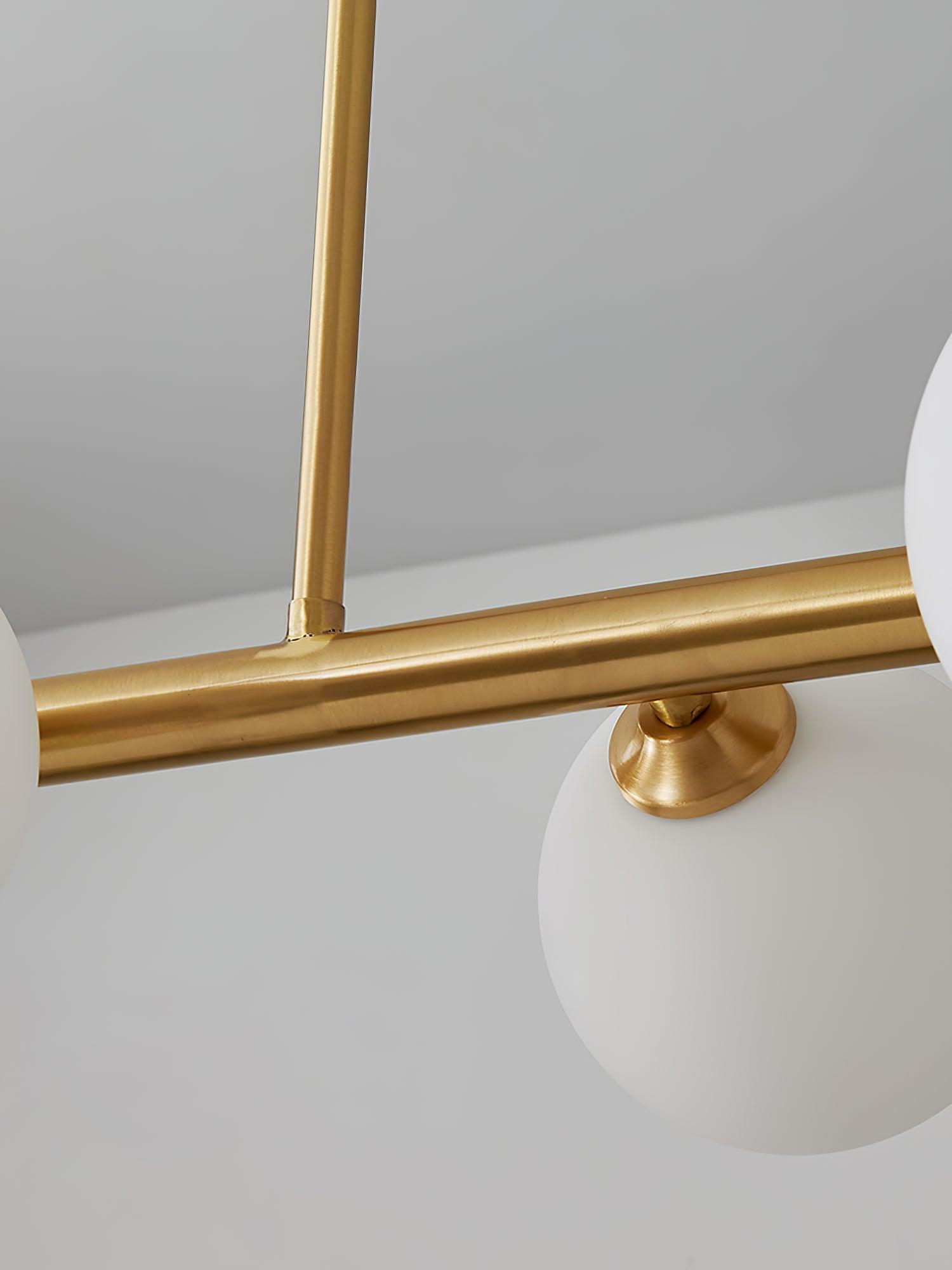 Castell Chandelier