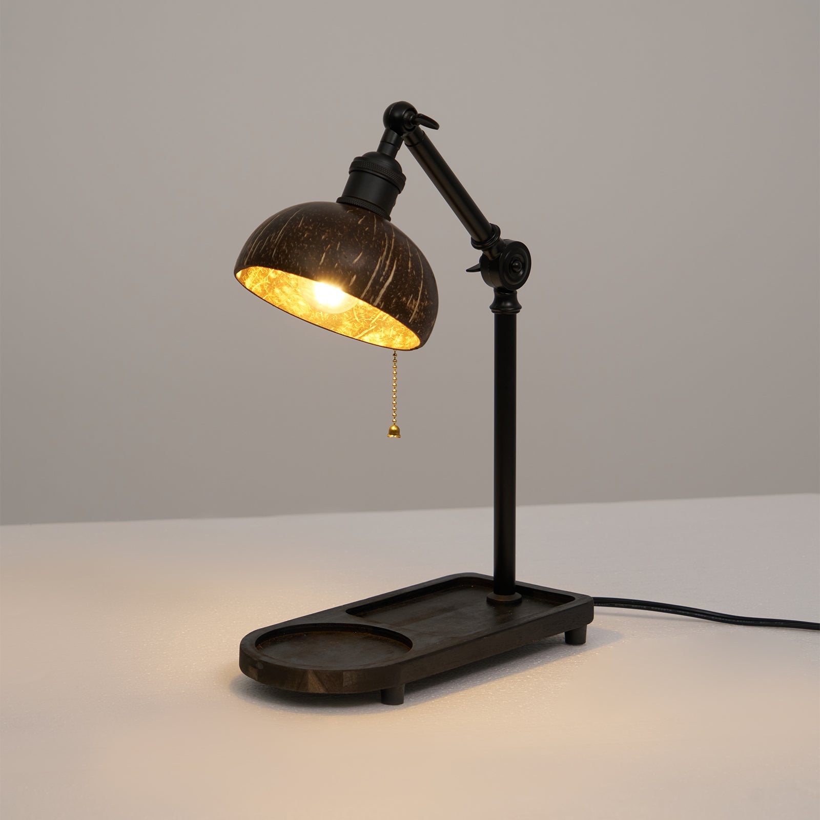 Christian Dell Table Lamp 5.1"