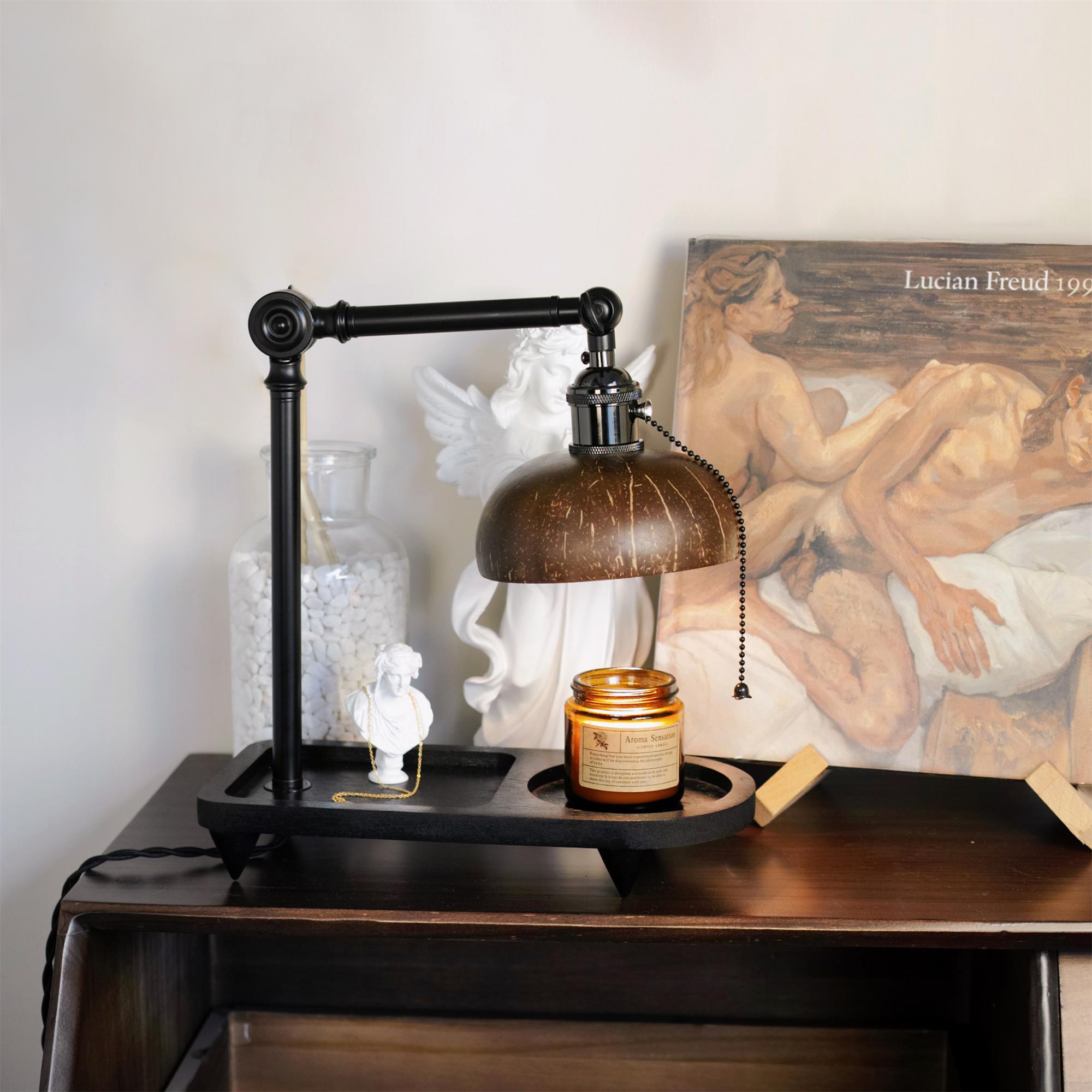 Christian Dell Table Lamp 5.1"