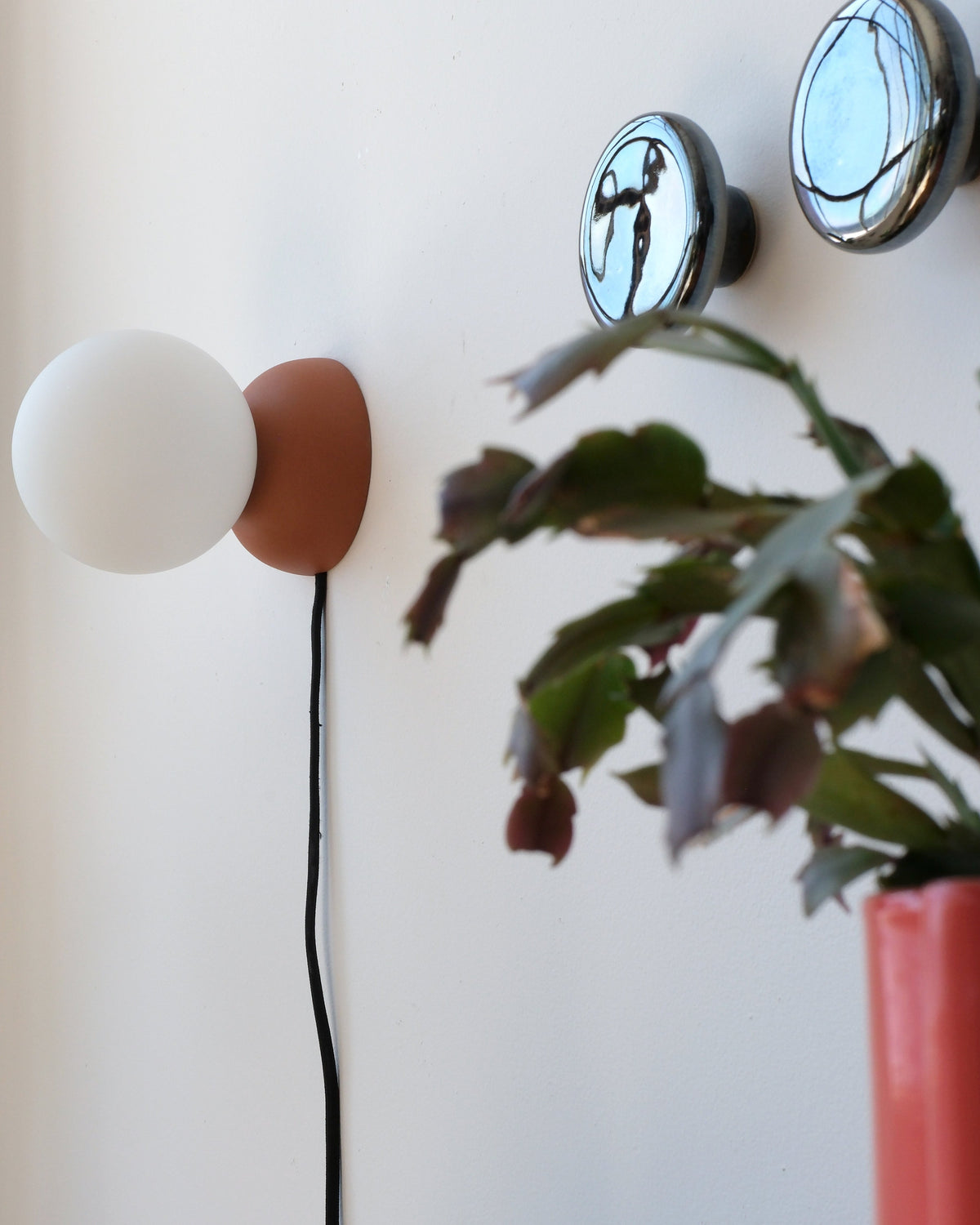 Sequence coat hook - Mercury - Misewell, view 4
