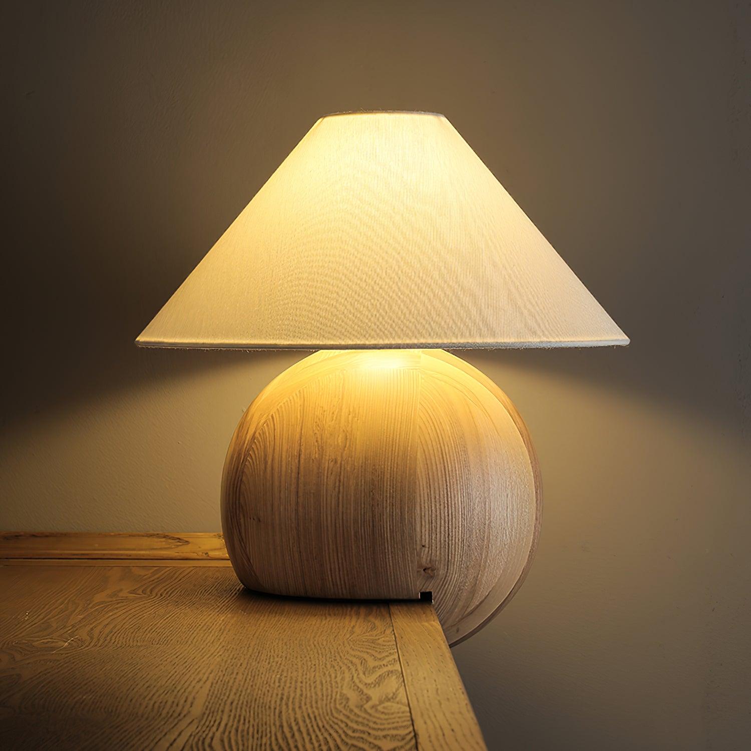 Corner Log Table Lamp 13.8"