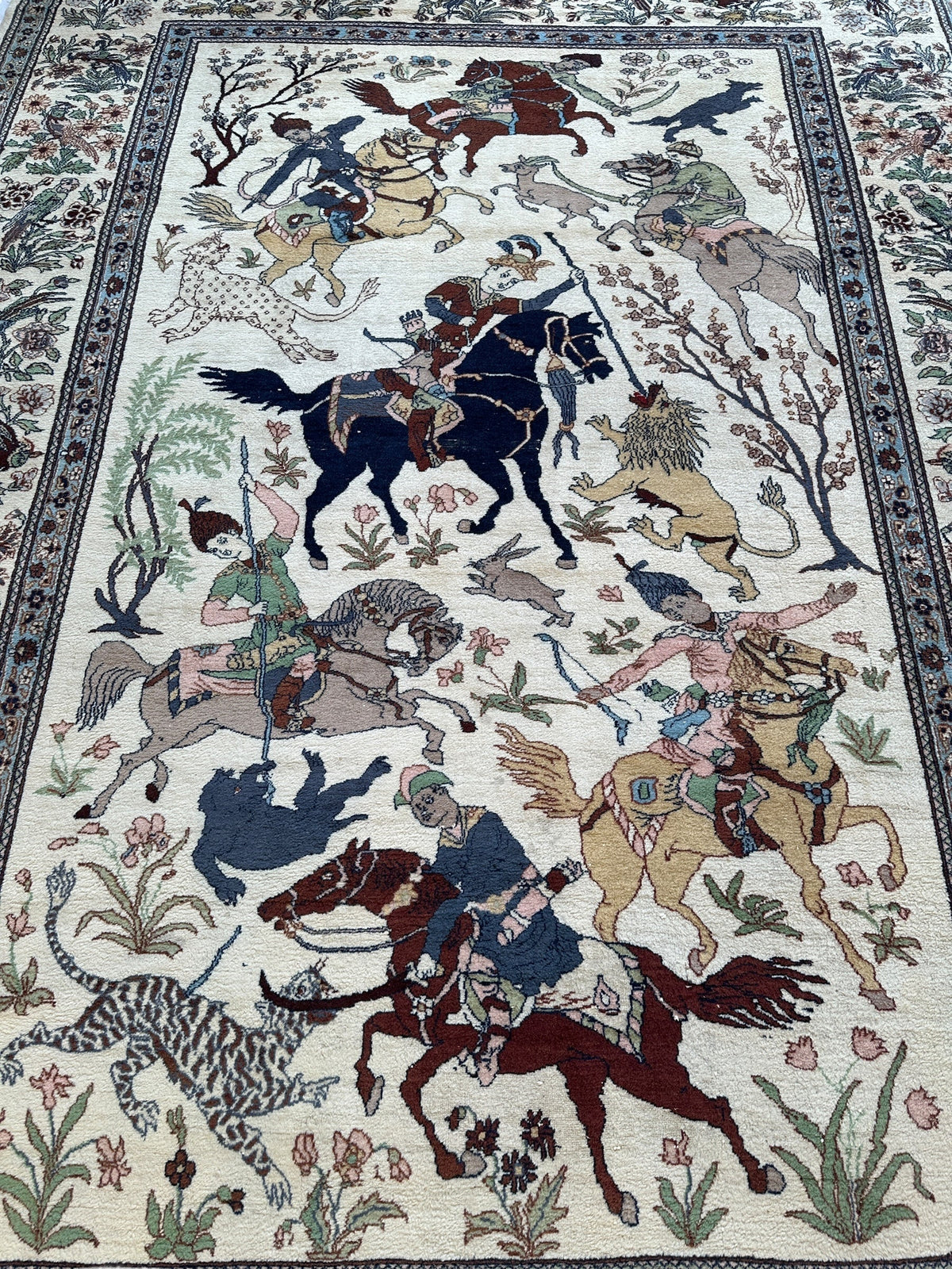 Vintage Pakistani Rug 8x11 | Ivory, Gray & Navy | Hand-Knotted Wool - Rugistan, view 3