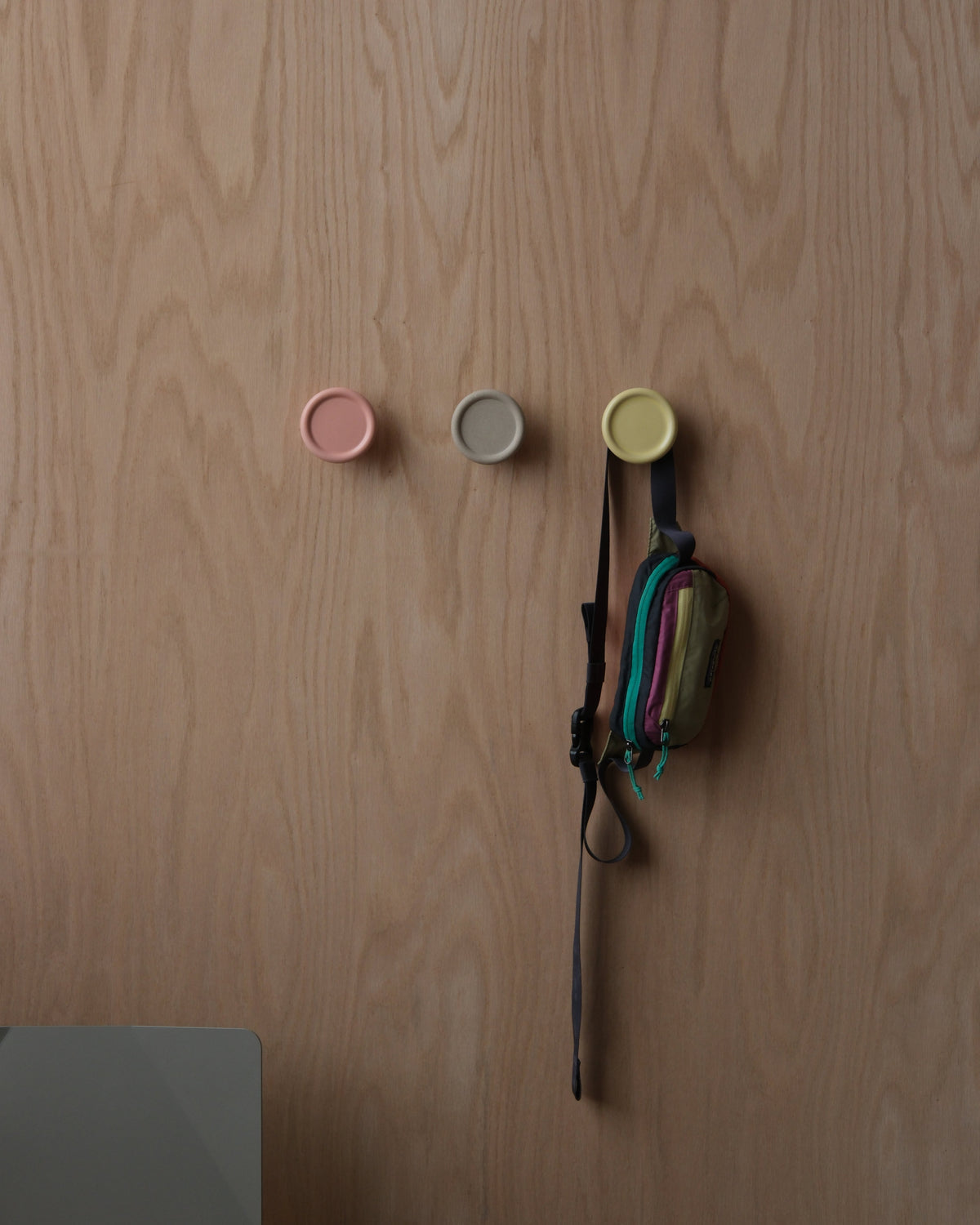 Sequence coat hook - Revolve - Misewell, view 9