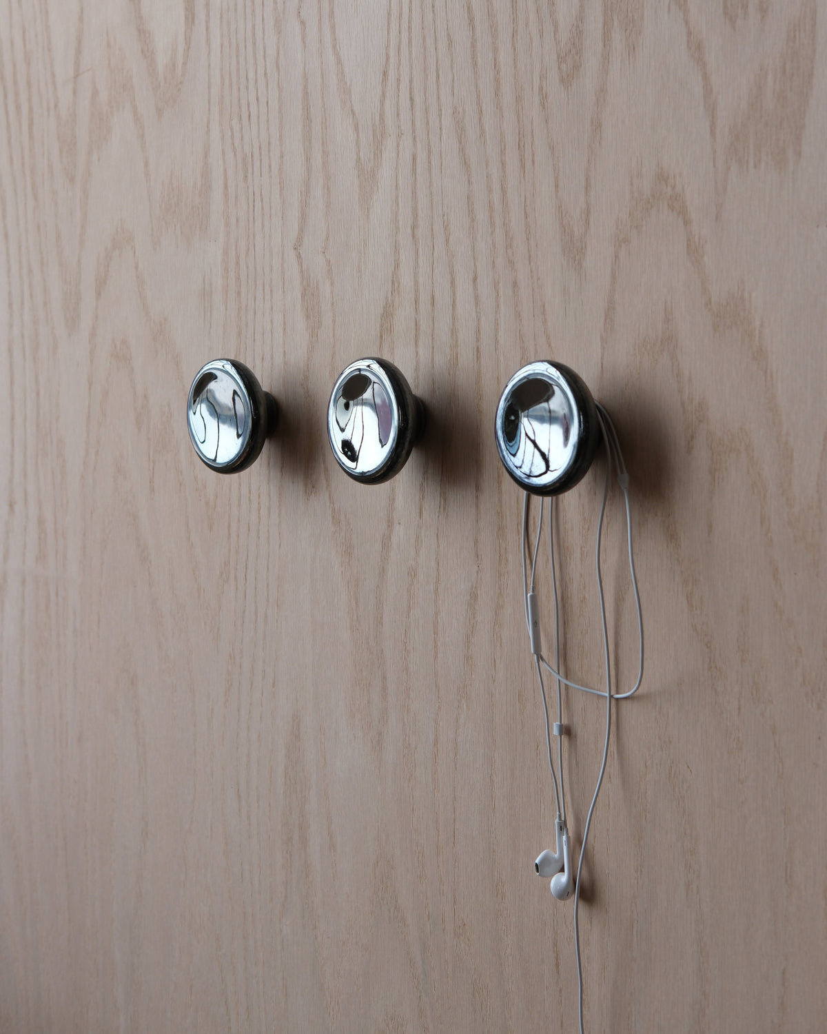 Sequence coat hook - Mercury - Misewell, view 8
