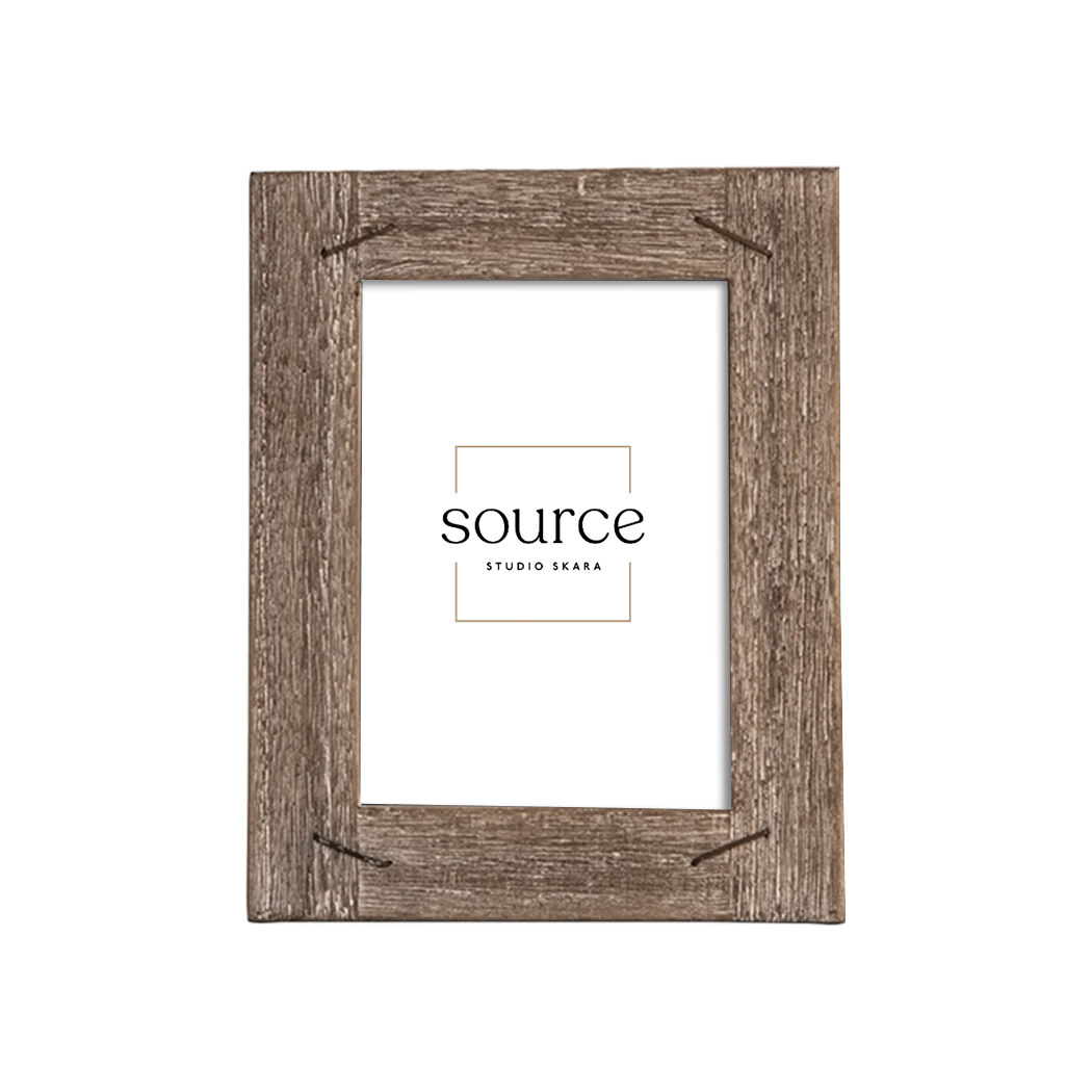 Dakota Weathered Frame - Source by Studio Skara