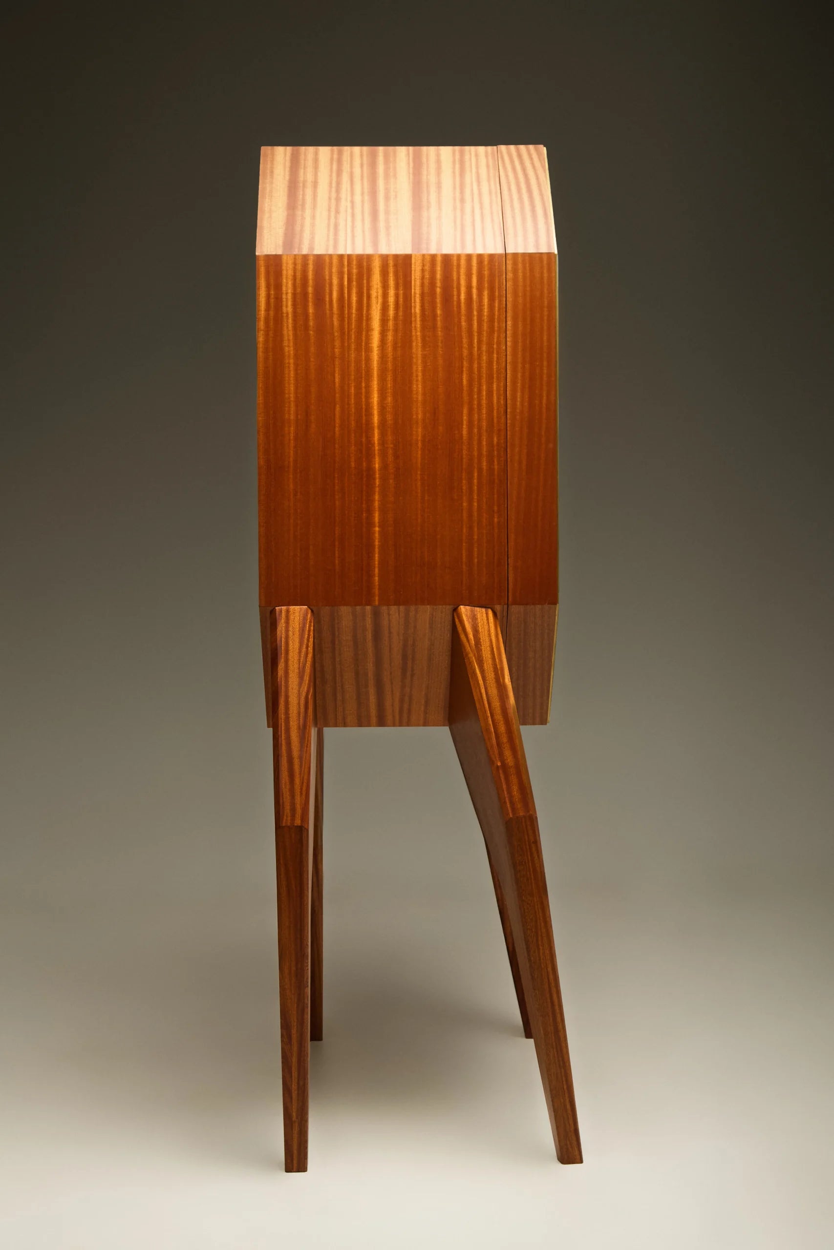Das Bar Cabinet image 2
