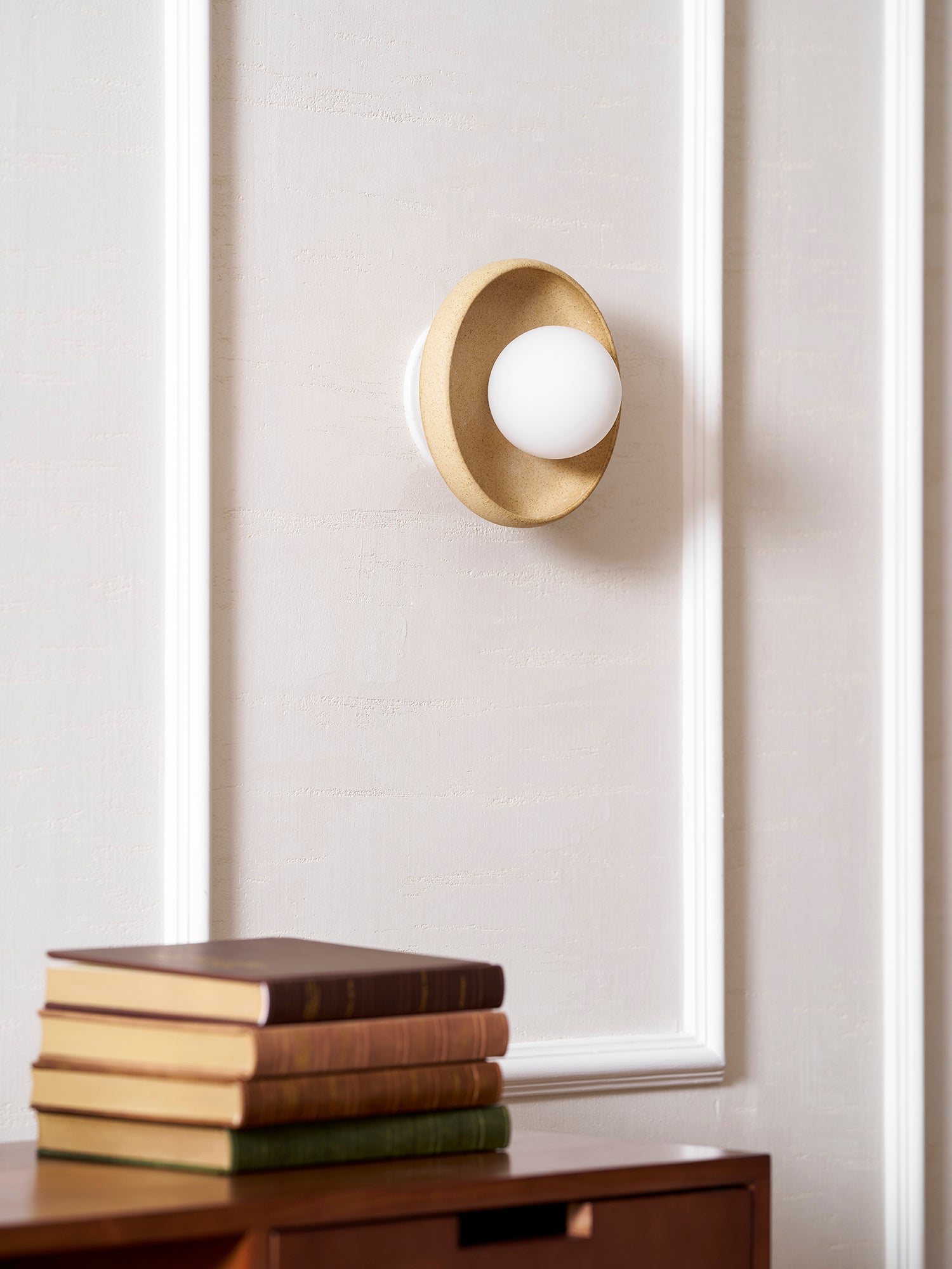Dusk Wall Light 7.9"