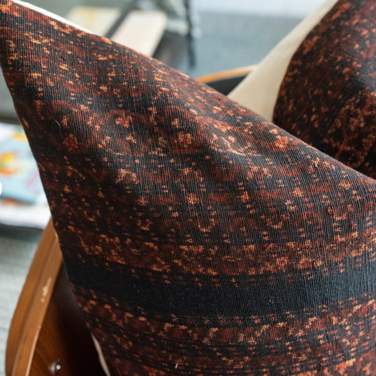 Elok Pillow - Source by Studio Skara, view 4