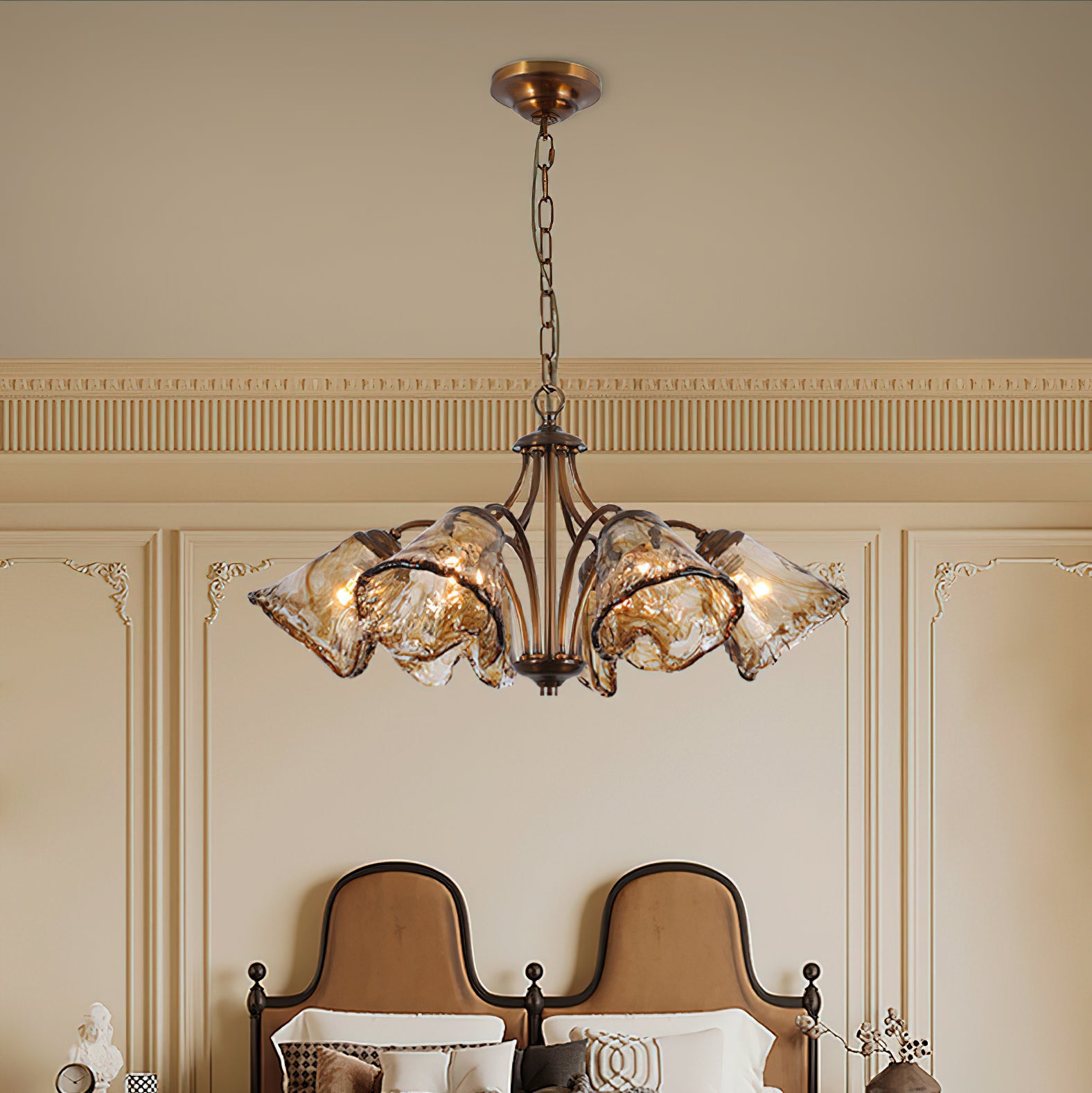 Elvarin Chandelier