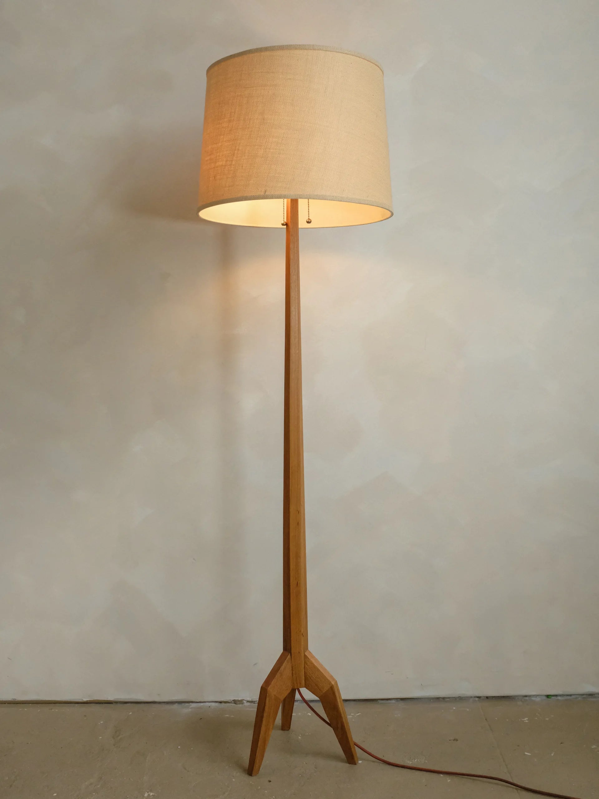 Falcon Floor Lamp image 5