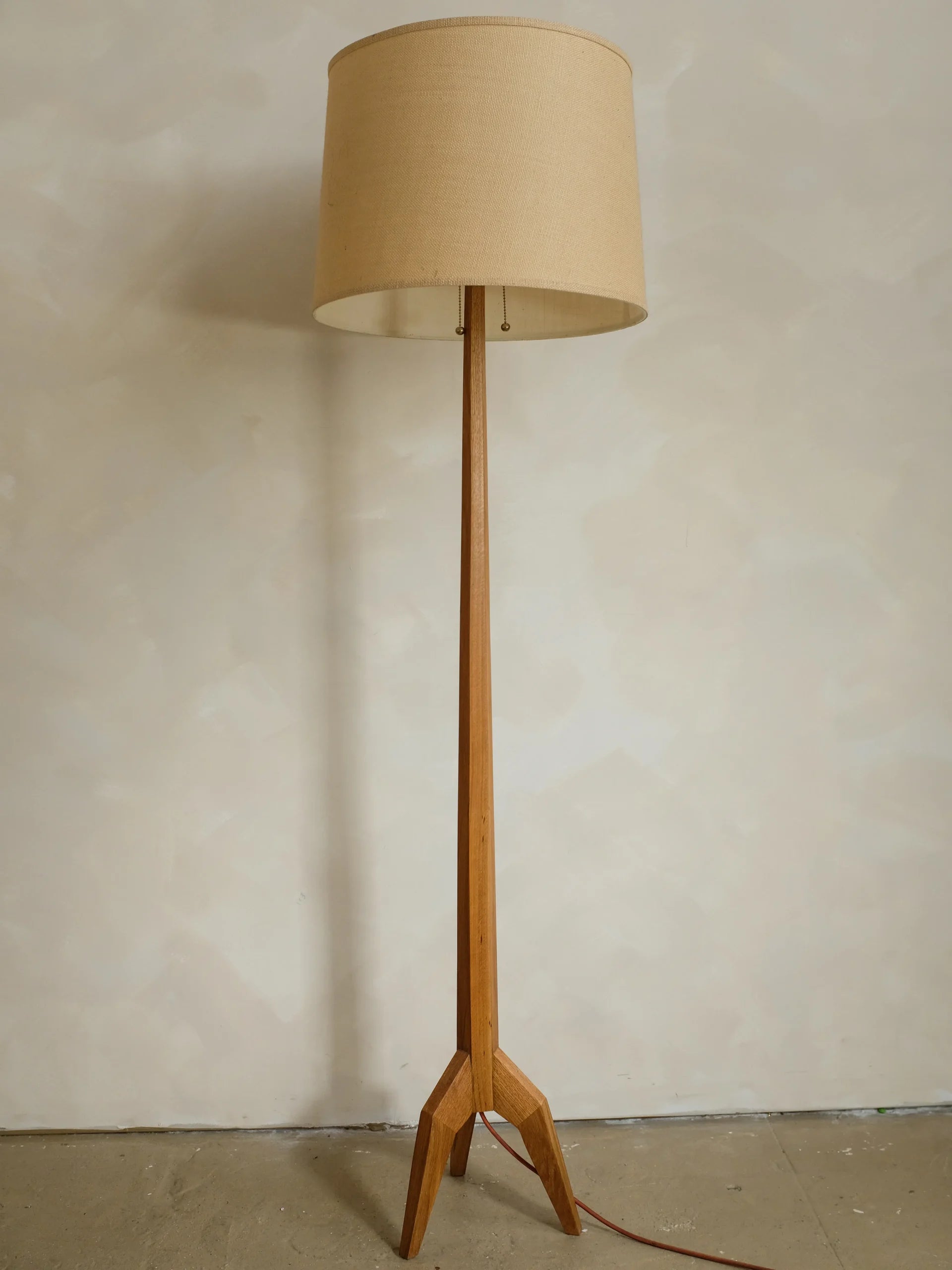Falcon Floor Lamp image 4