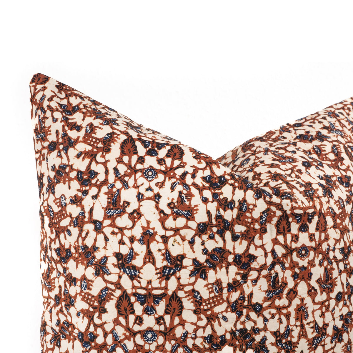 Galang Pillow - Source by Studio Skara, view 4