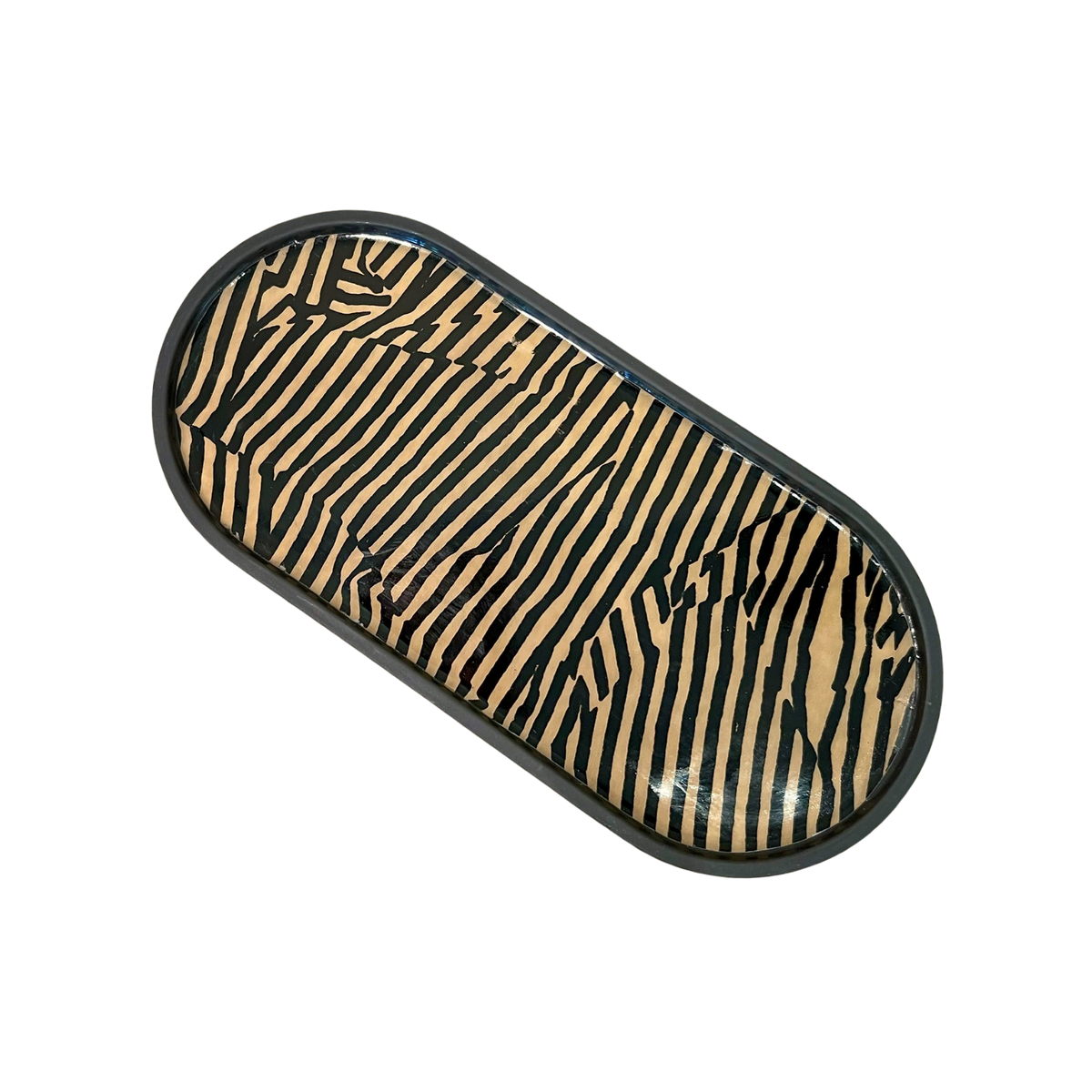 Avant Graphic Lacquered Oval Tray - Source by Studio Skara