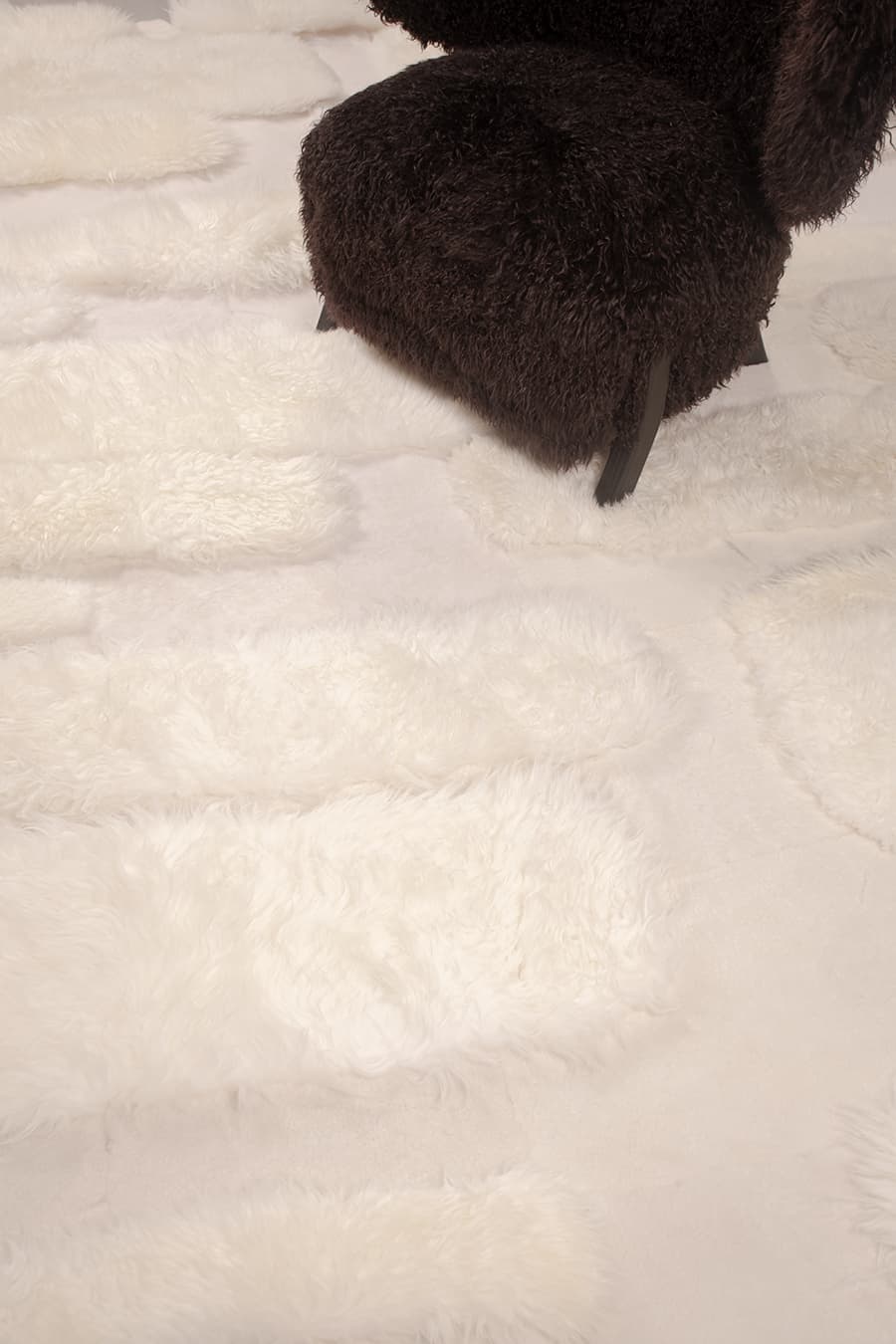HOLLAND – Oversized Shearling Wool Rug - Homelosophy, view 8