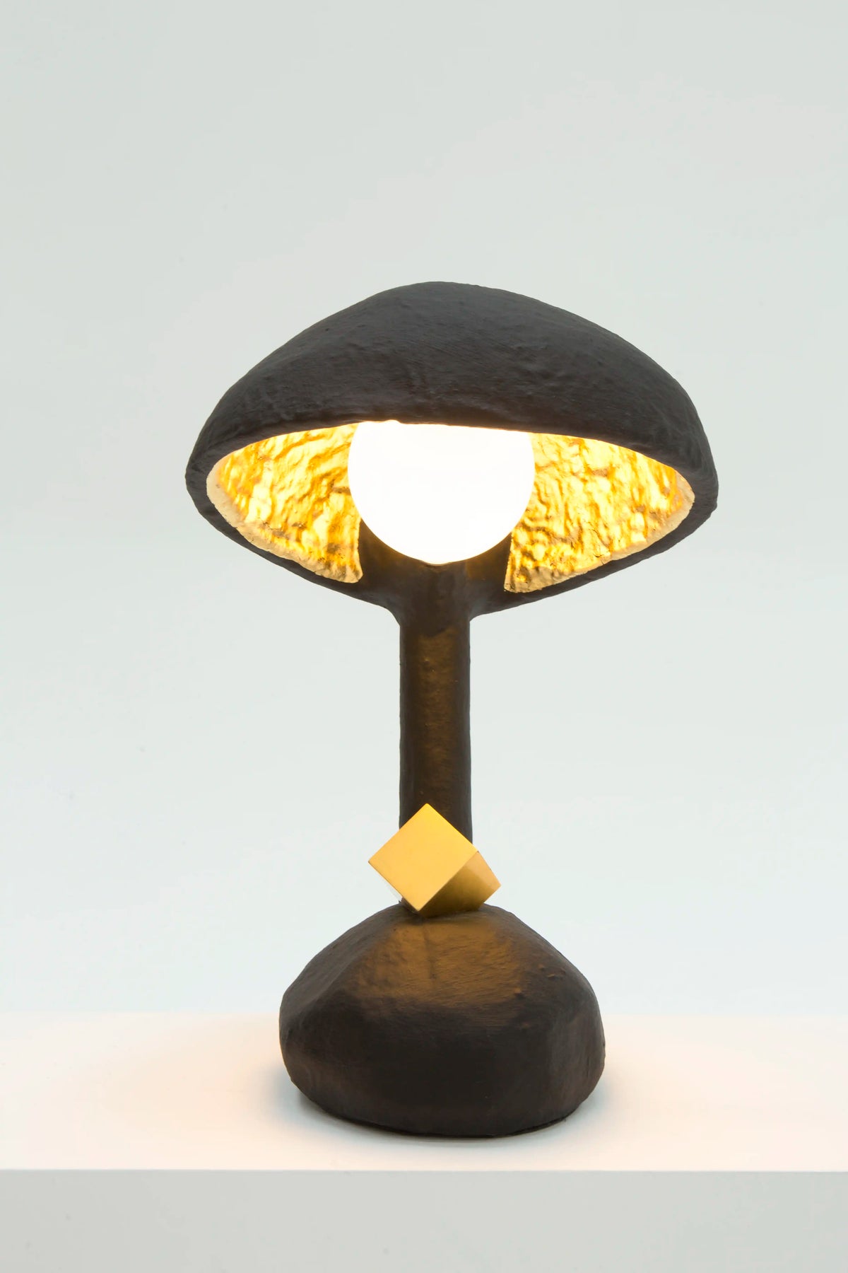 Playful Black Table Lamp - IC-1 by Studio Josha