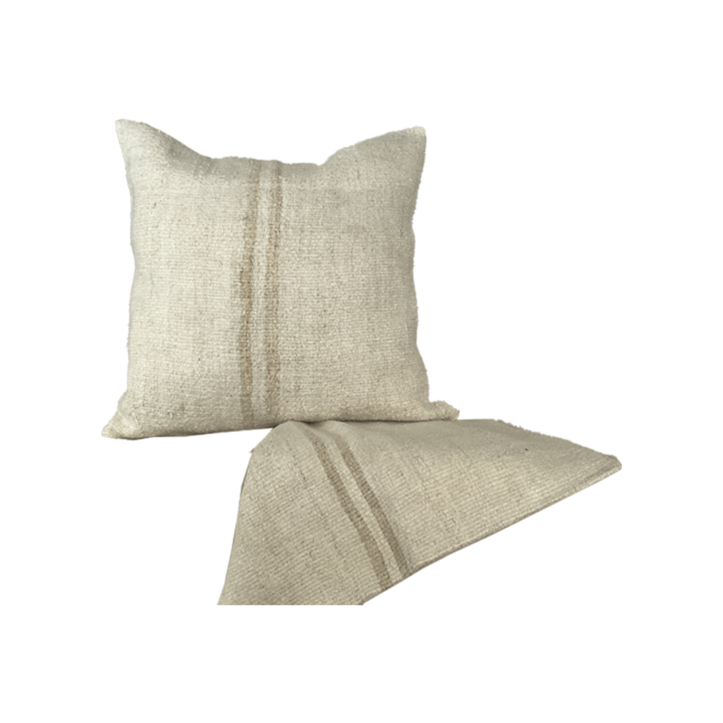 Vintage Woven Pillow #LO.1006 - Source by Studio Skara