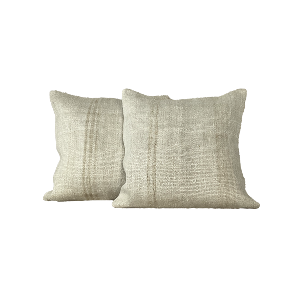 Vintage Woven Pillow #LO.1007 - Source by Studio Skara