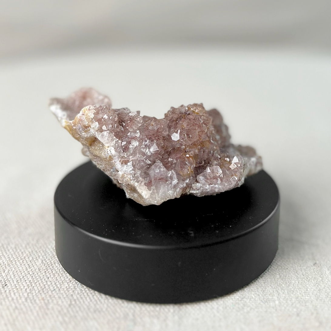 Amethyst Geode - Source by Studio Skara, view 4