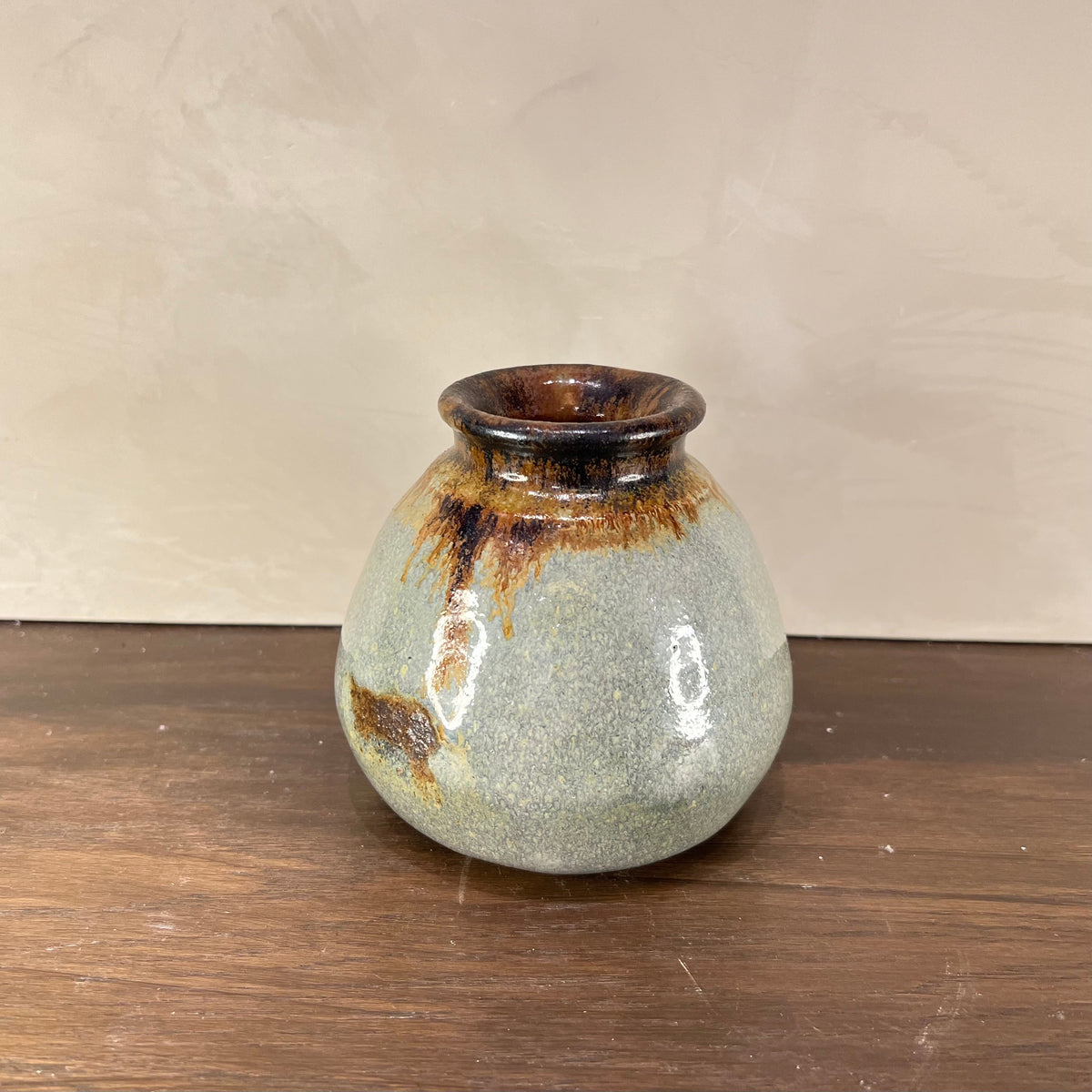 Handmade Bud Vase - Source by Studio Skara, view 3