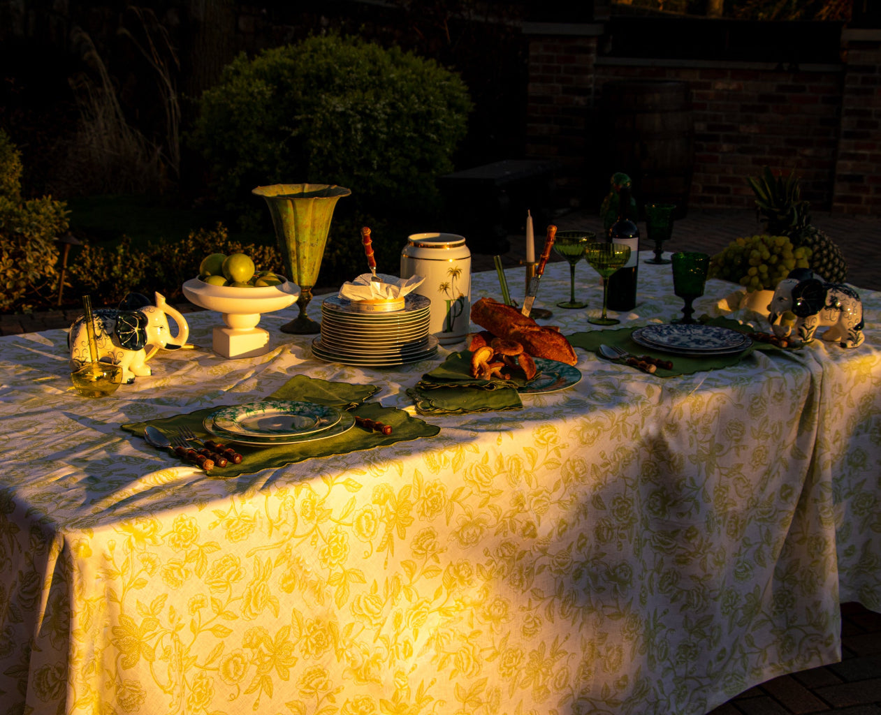 100% Premium Linen - Ivory Flora Parlour Tablecloth