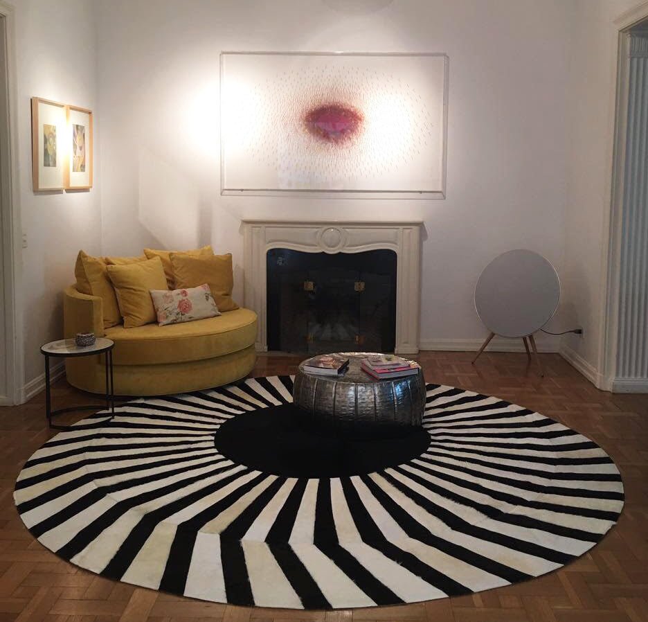JAPAN SUN – Round Cowhide Rug in Black and White for Trade Professionals - Homelosophy, view 5