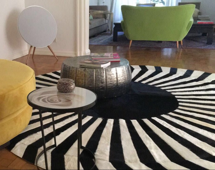 JAPAN SUN – Round Cowhide Rug in Black and White for Trade Professionals - Homelosophy, view 7
