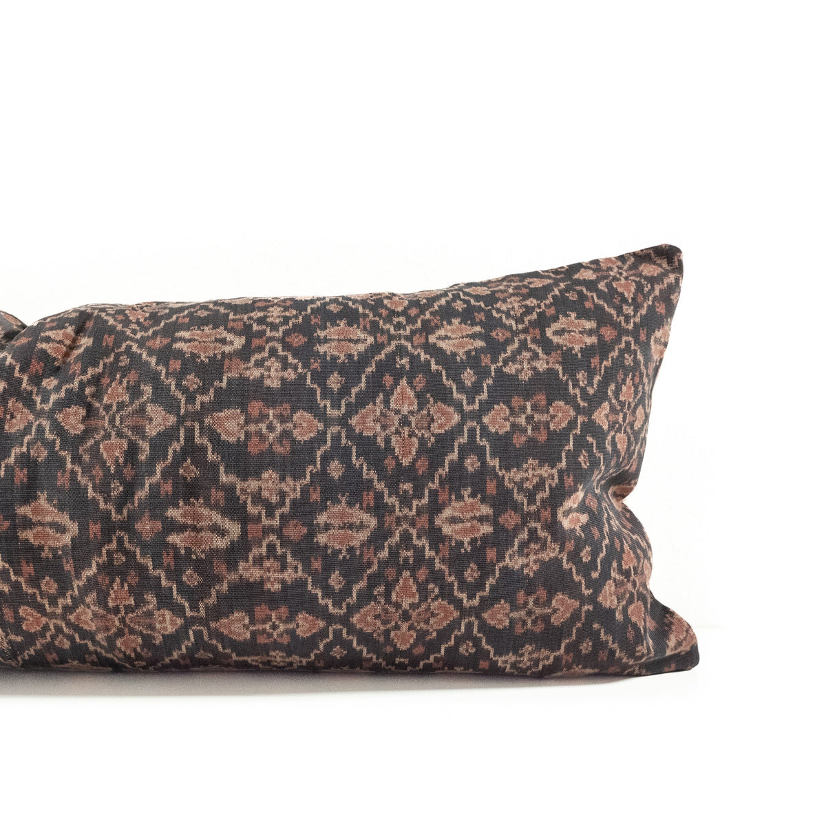 Koro Lumbar Pillow - Source by Studio Skara, view 3