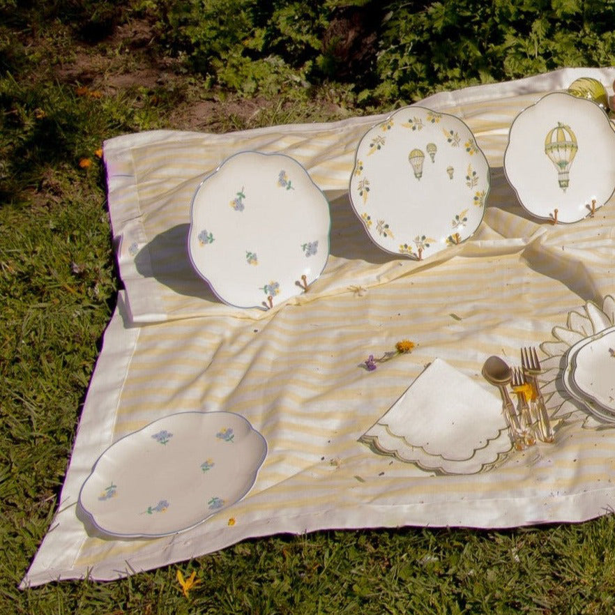 Meadow Flora Dinner Plate - Set of 4 (+1 Bonus Plate)